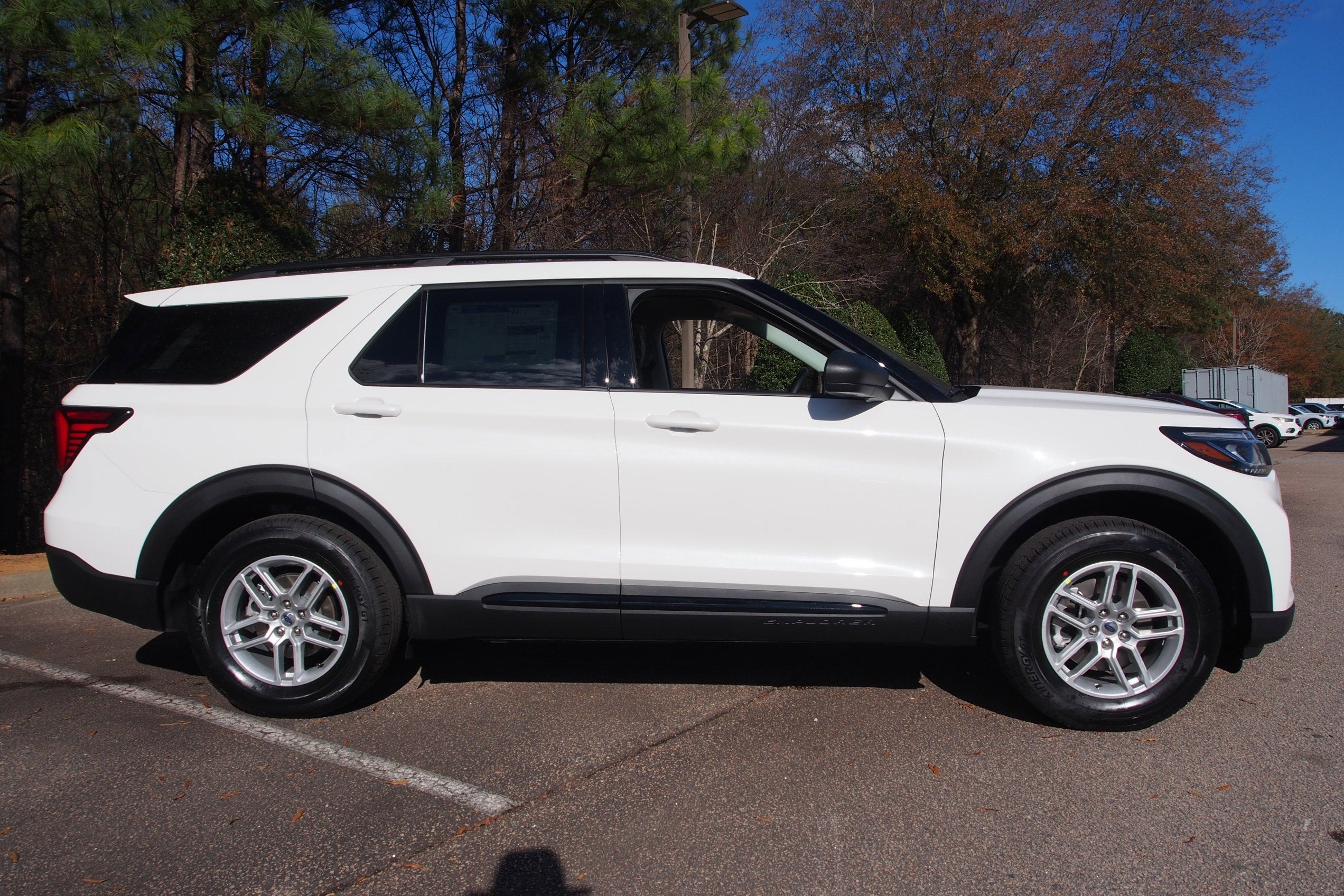 2026 Ford Explorer Active w/200A Pkg