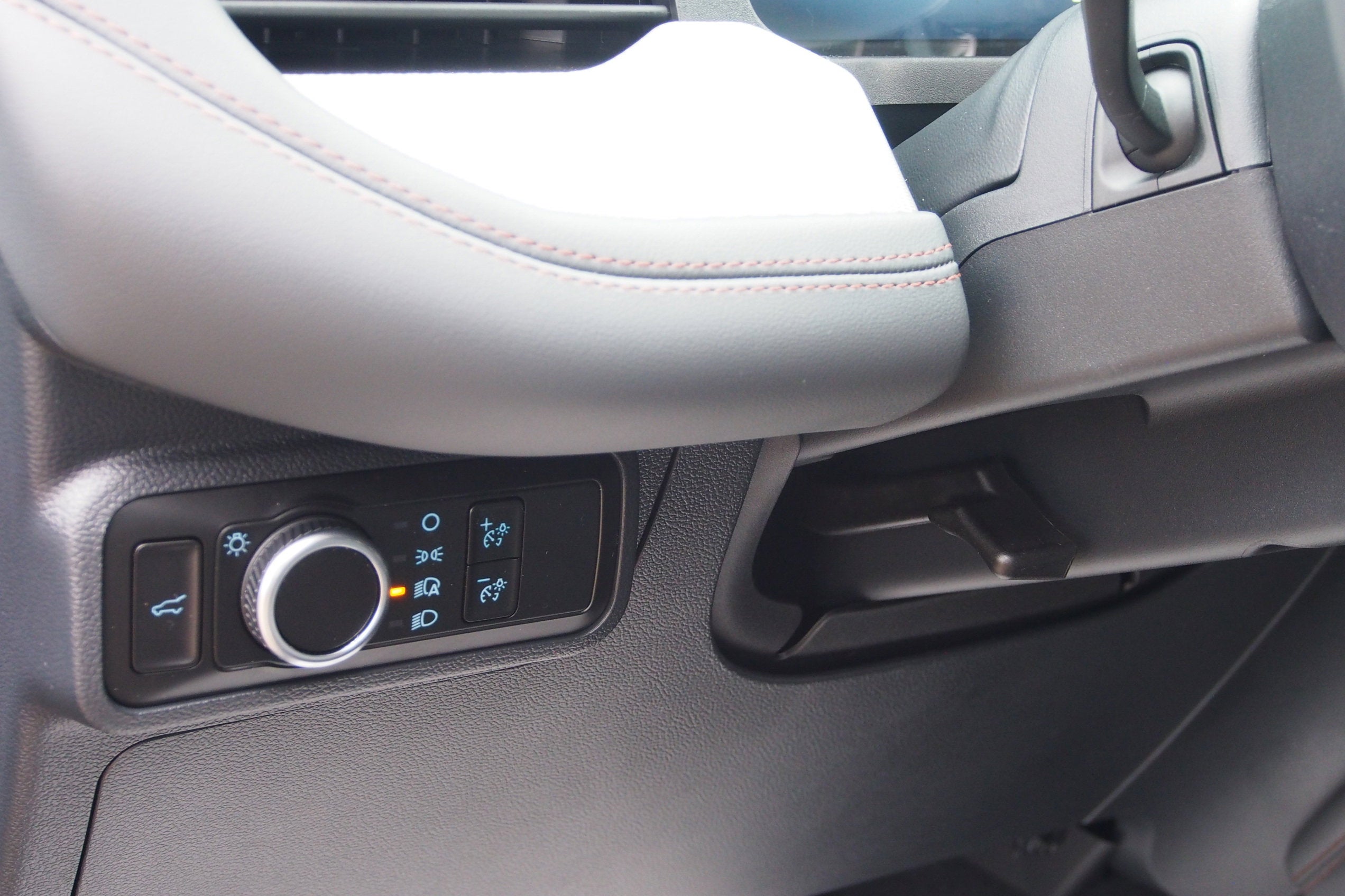 2026 Ford Explorer Active - Crossroads Courtesy Demo