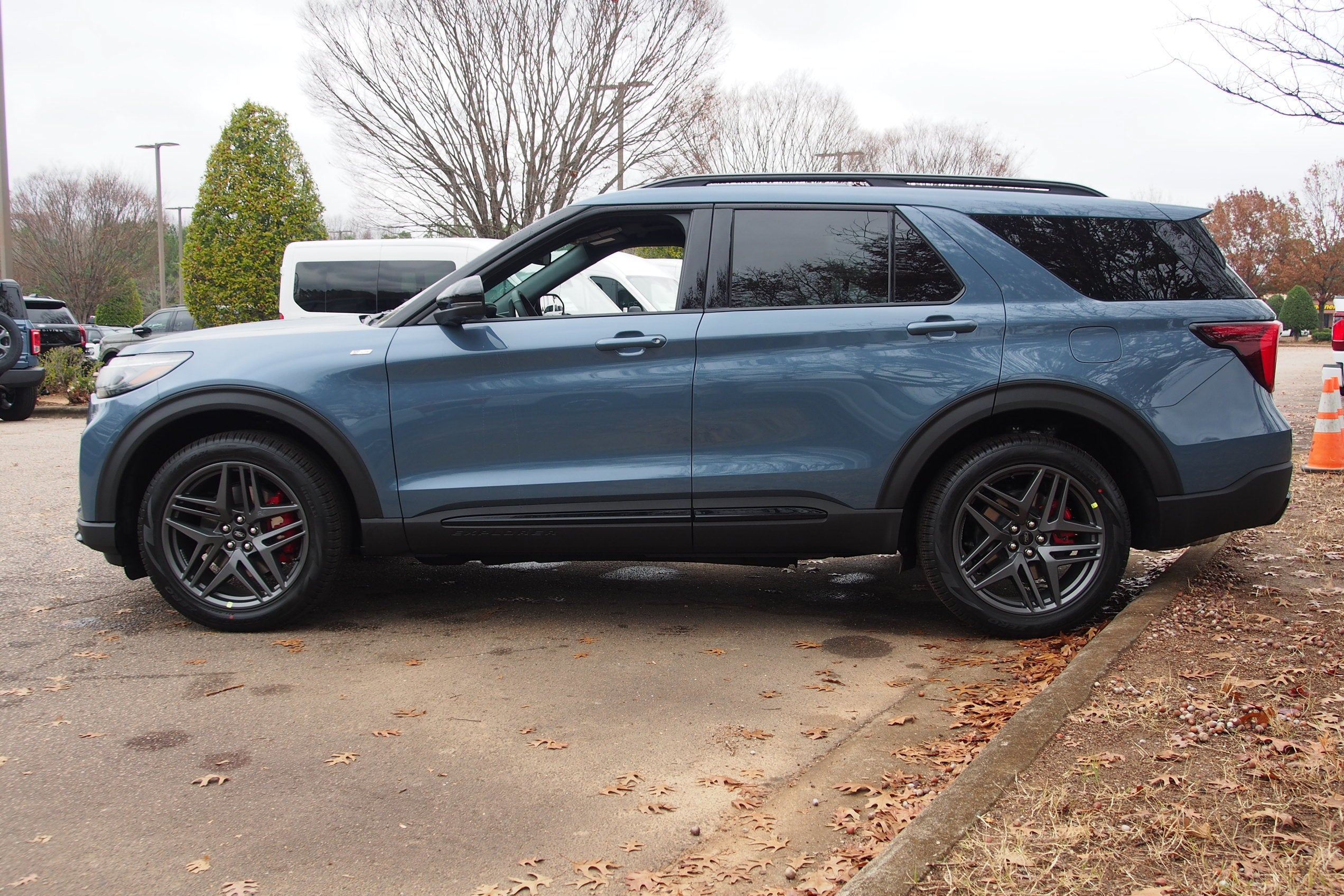 2026 Ford Explorer ST-Line - Crossroads Courtesy Demo