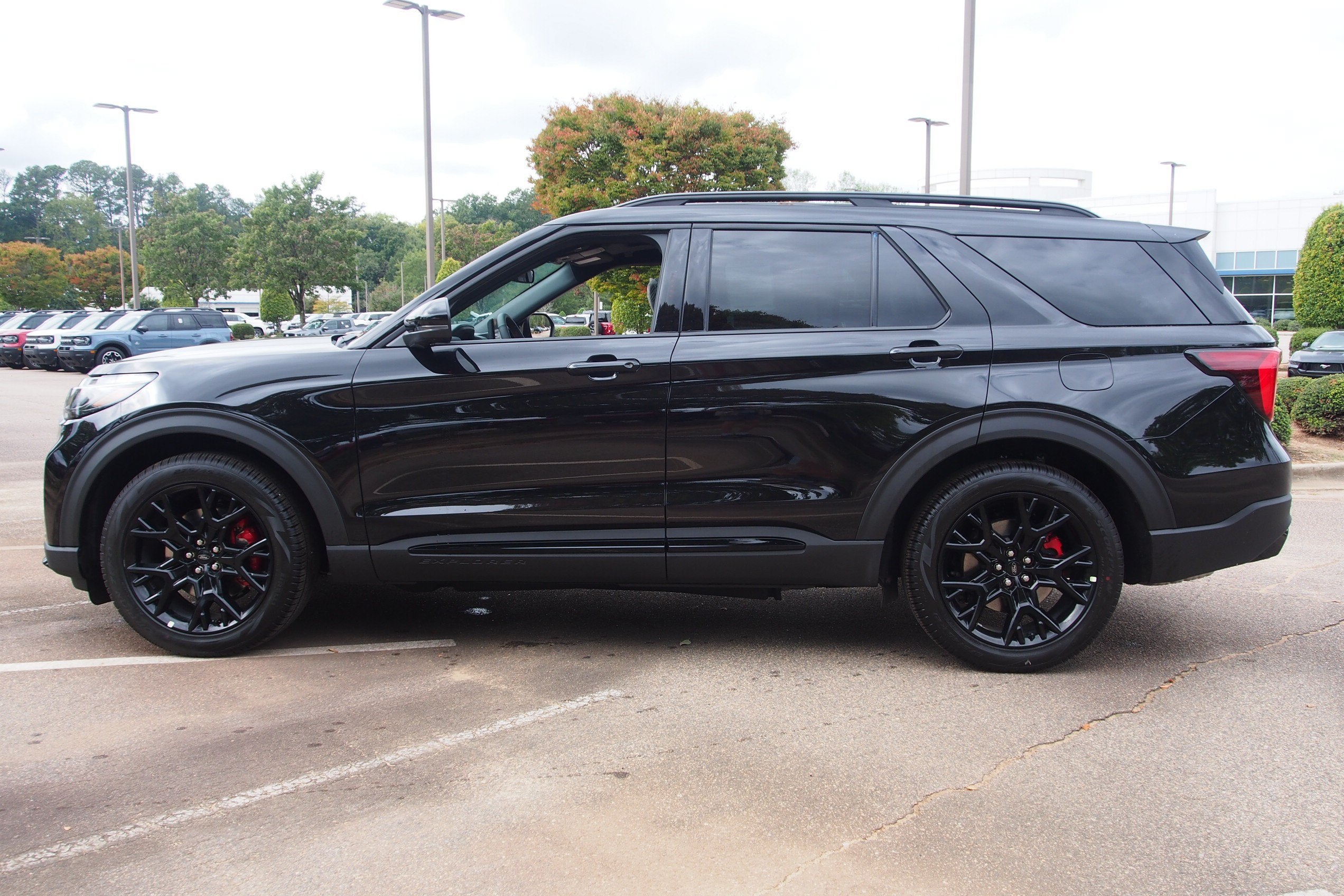 2027 Ford Explorer ST