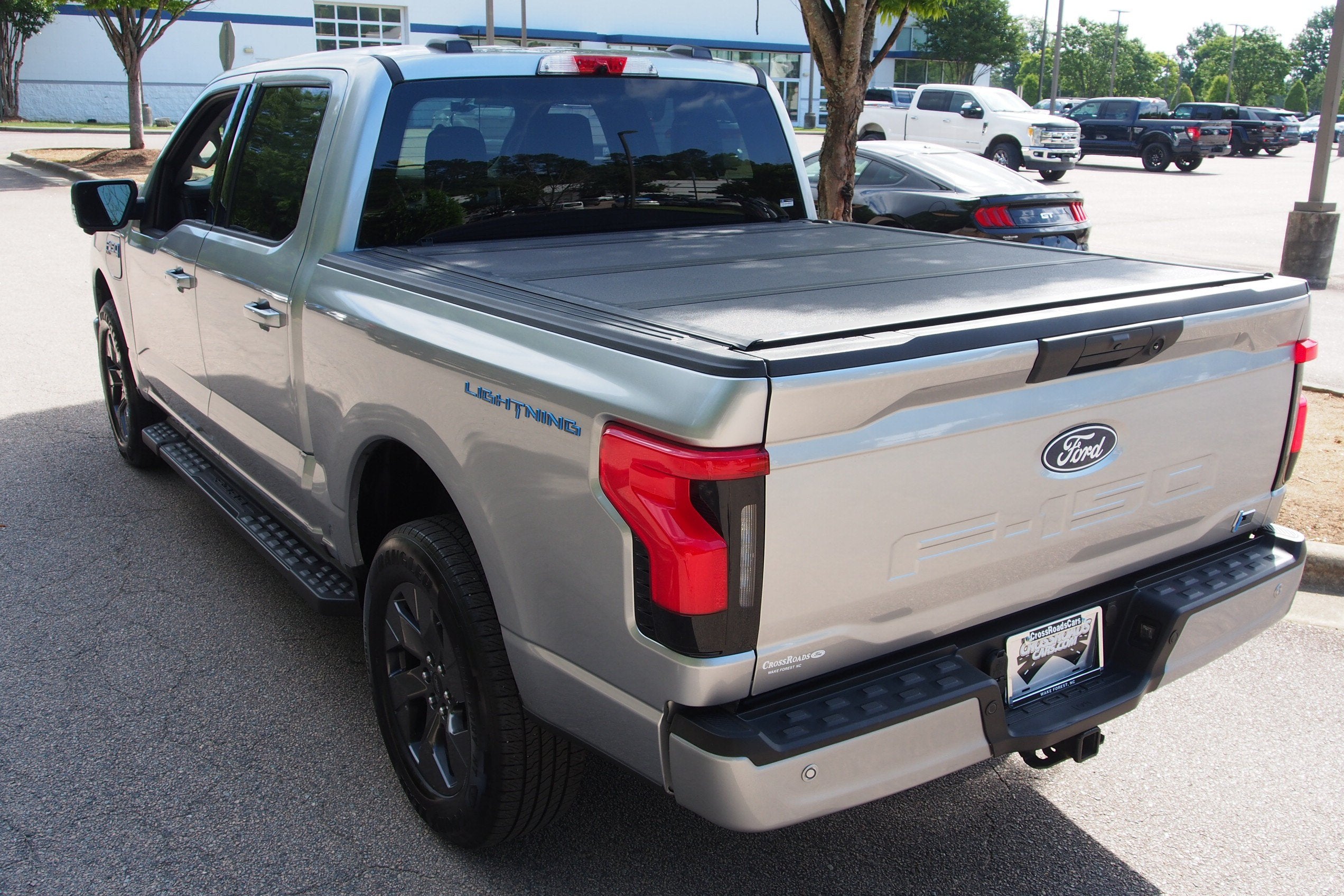 2025 Ford F-150 Lightning Flash