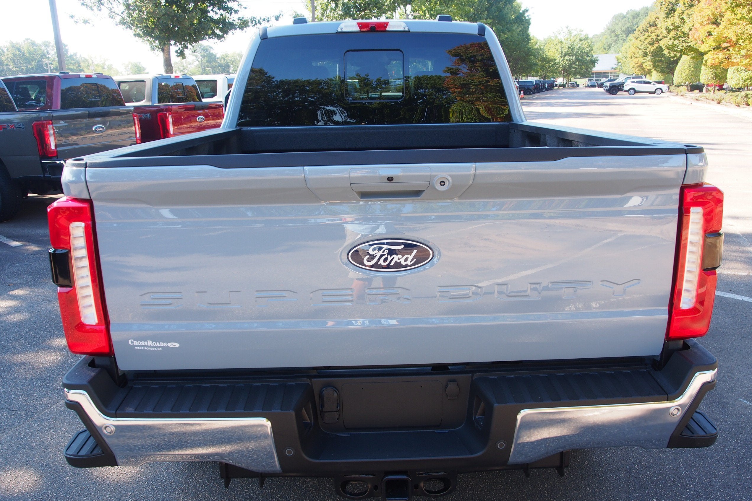 2027 Ford Super Duty F-350 SRW LARIAT