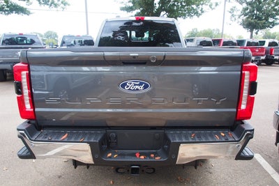 2027 Ford Super Duty F-350 SRW LARIAT