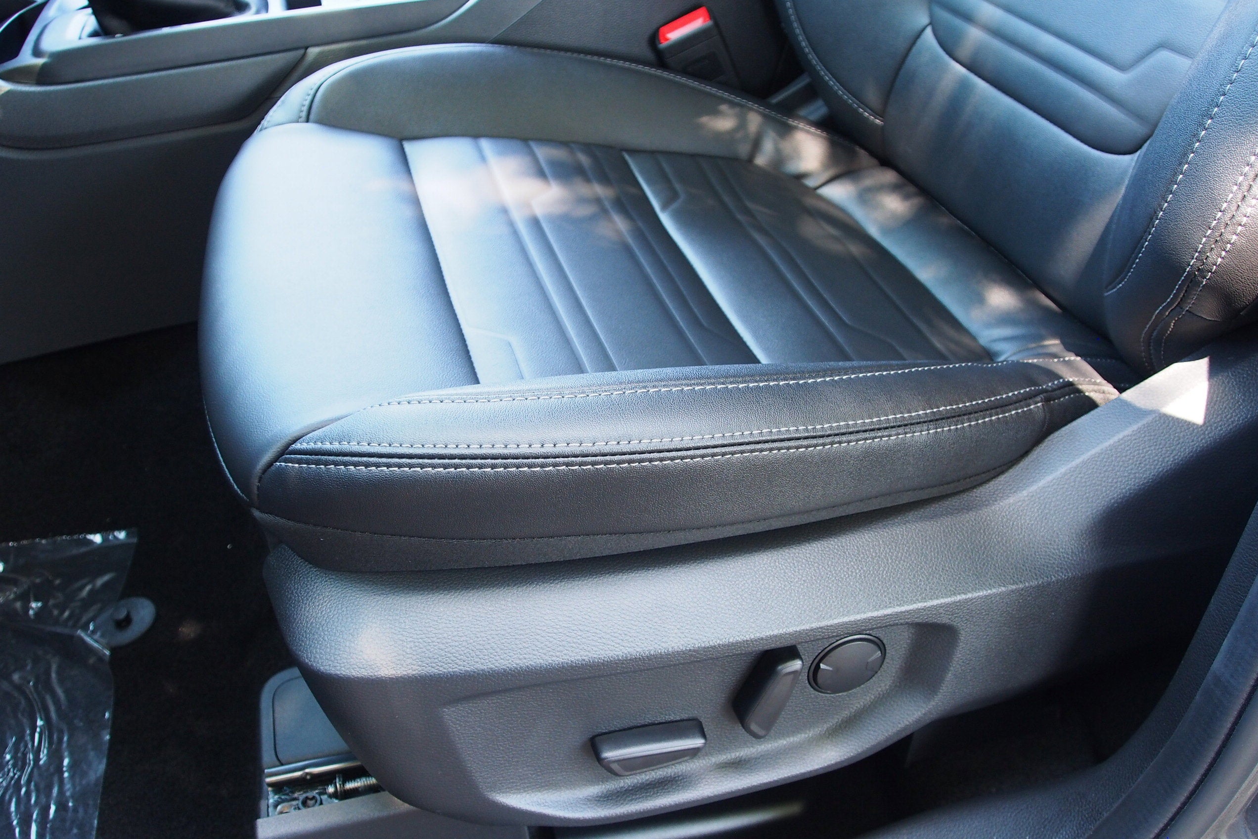 2025 Ford Ranger LARIAT - Crossroads Courtesy Demo