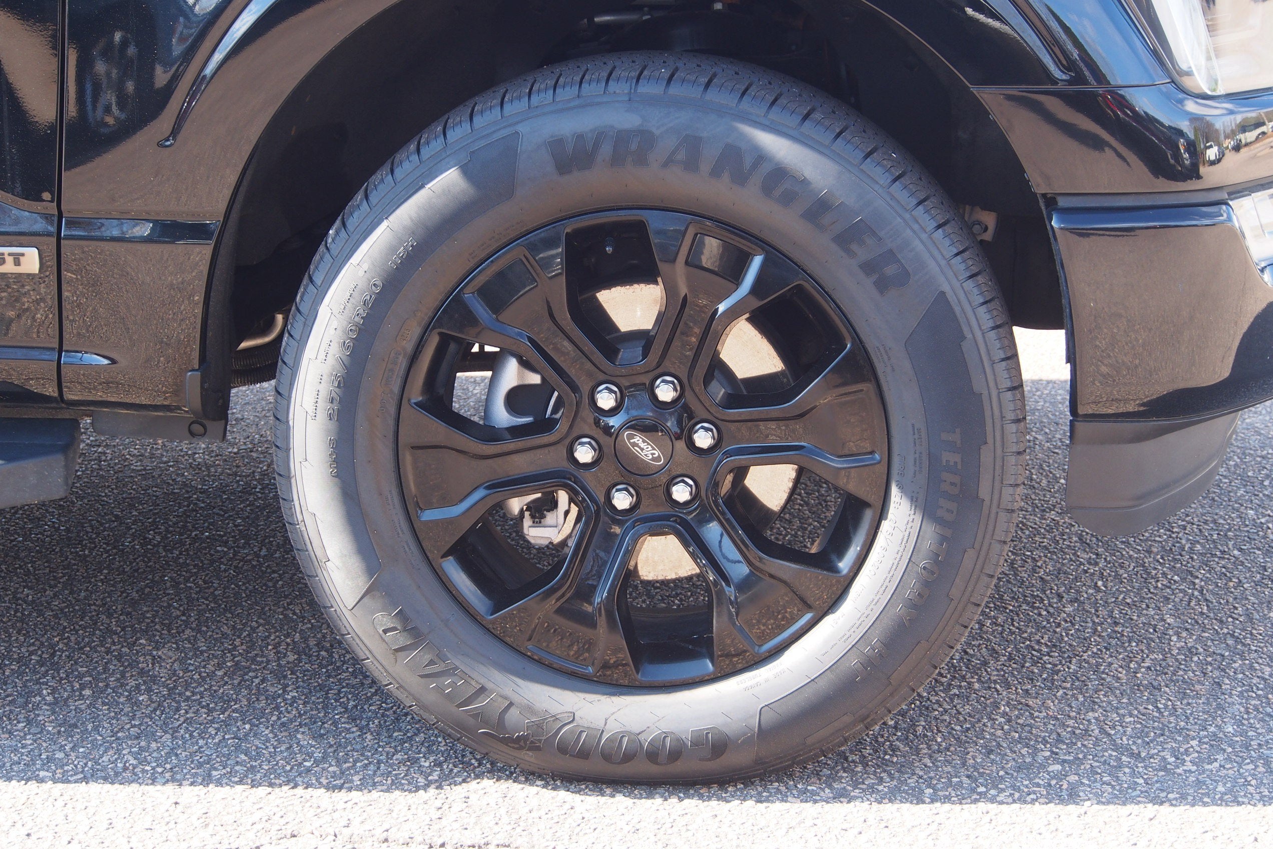 2023 Ford F-150 LARIAT