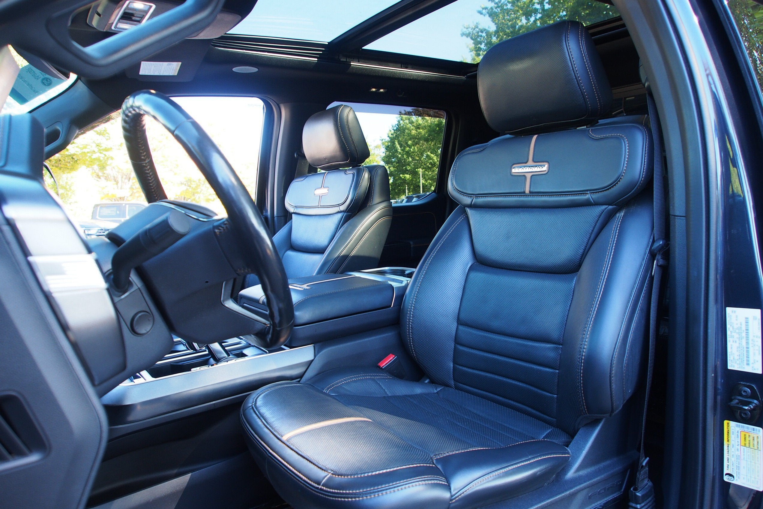 2022 Ford F-150 Platinum
