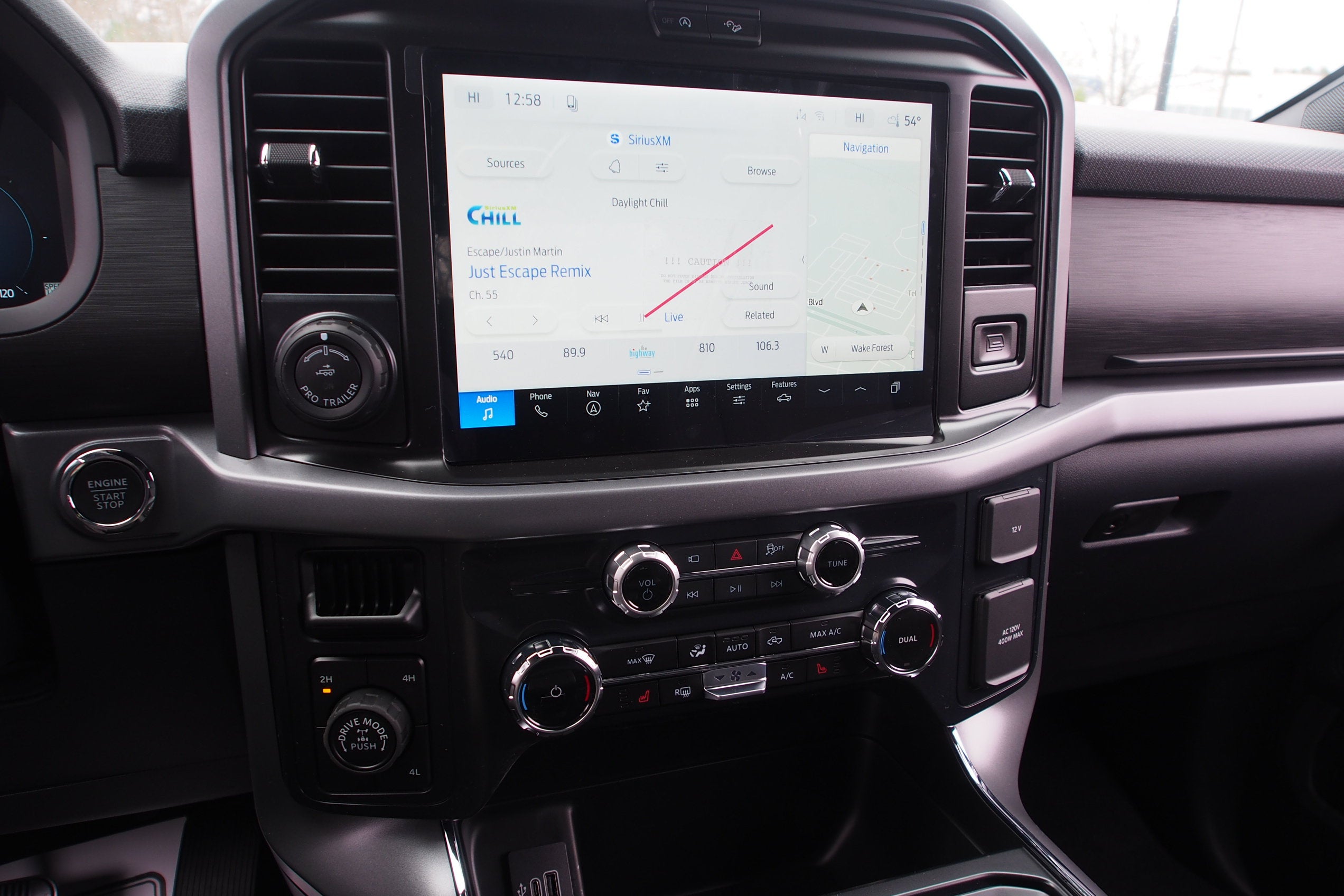 2026 Ford F-150 XLT - Crossroads Courtesy Demo