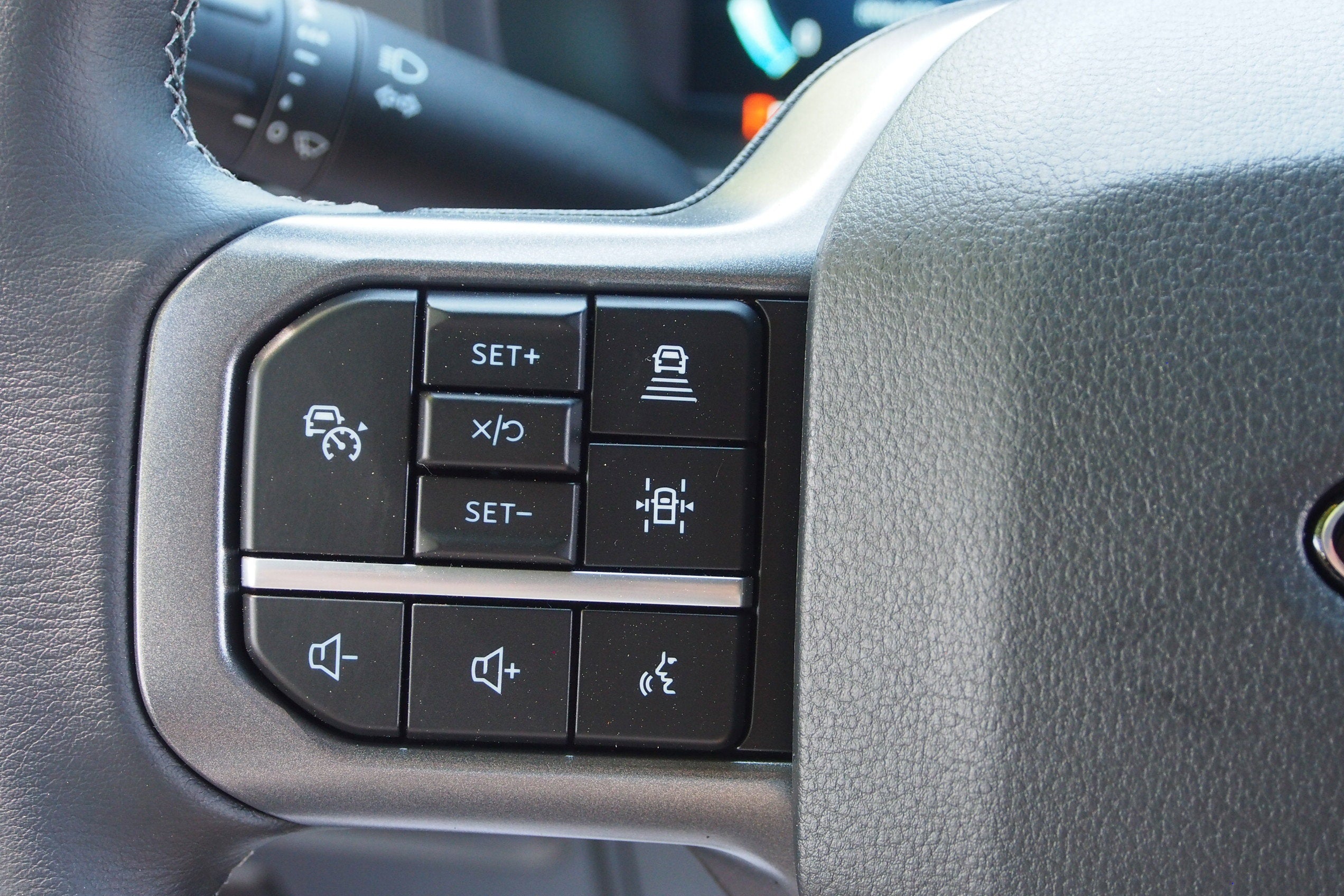 2026 Ford F-150 XLT - Crossroads Courtesy Demo