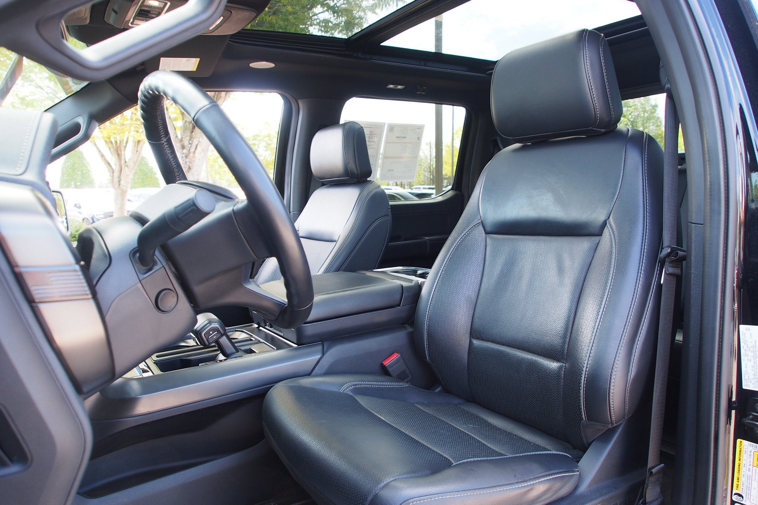 2024 Ford F-150 LARIAT