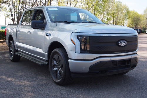 2025 Ford F-150 Lightning Flash