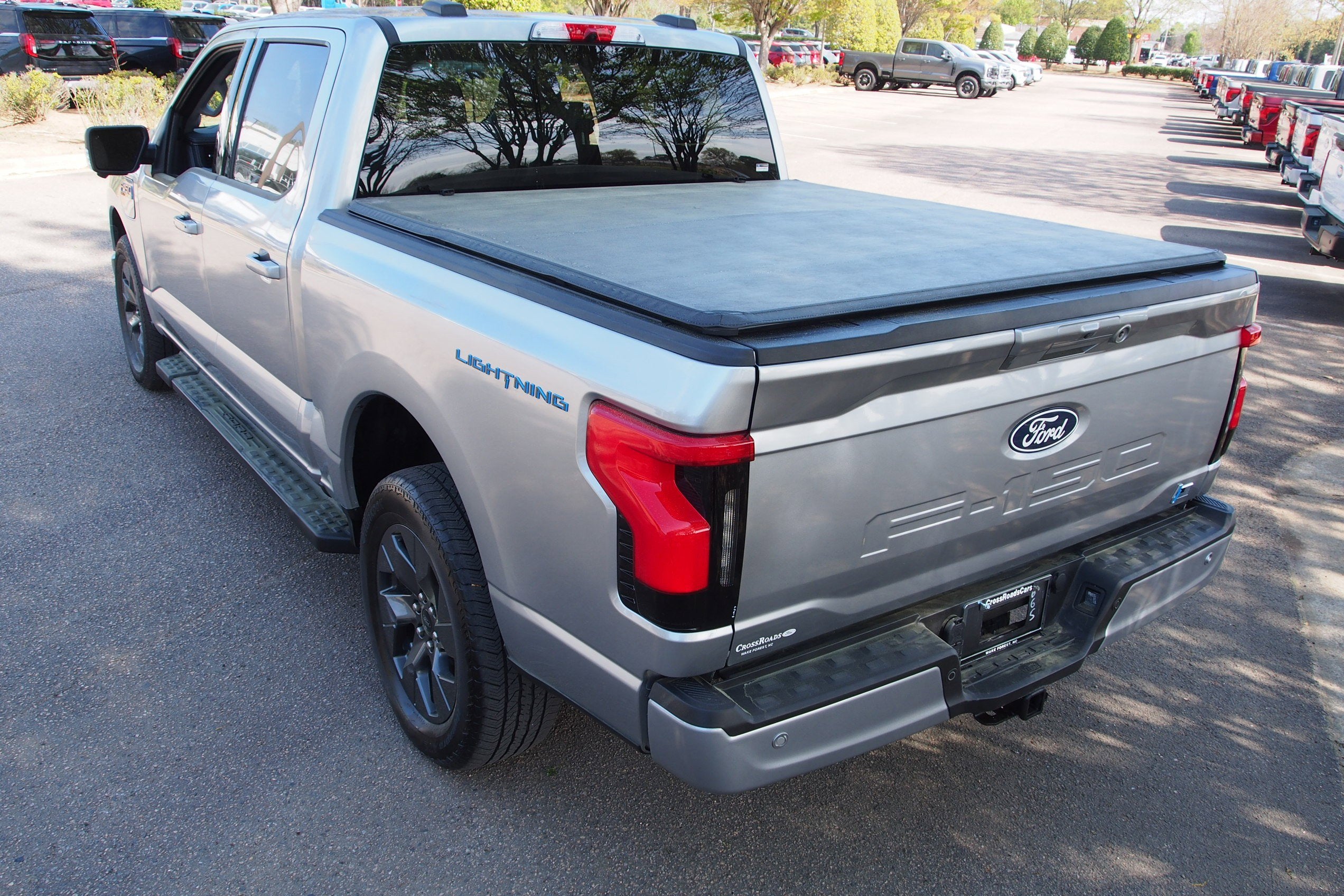 2025 Ford F-150 Lightning Flash