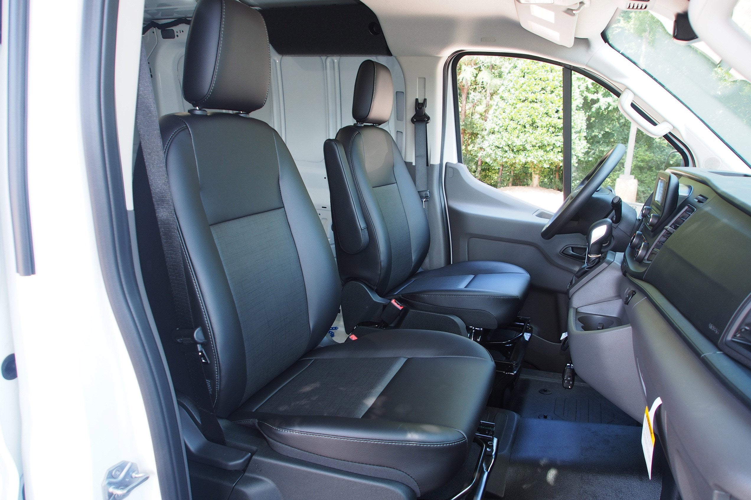 2025 Ford Transit Cargo Van Base