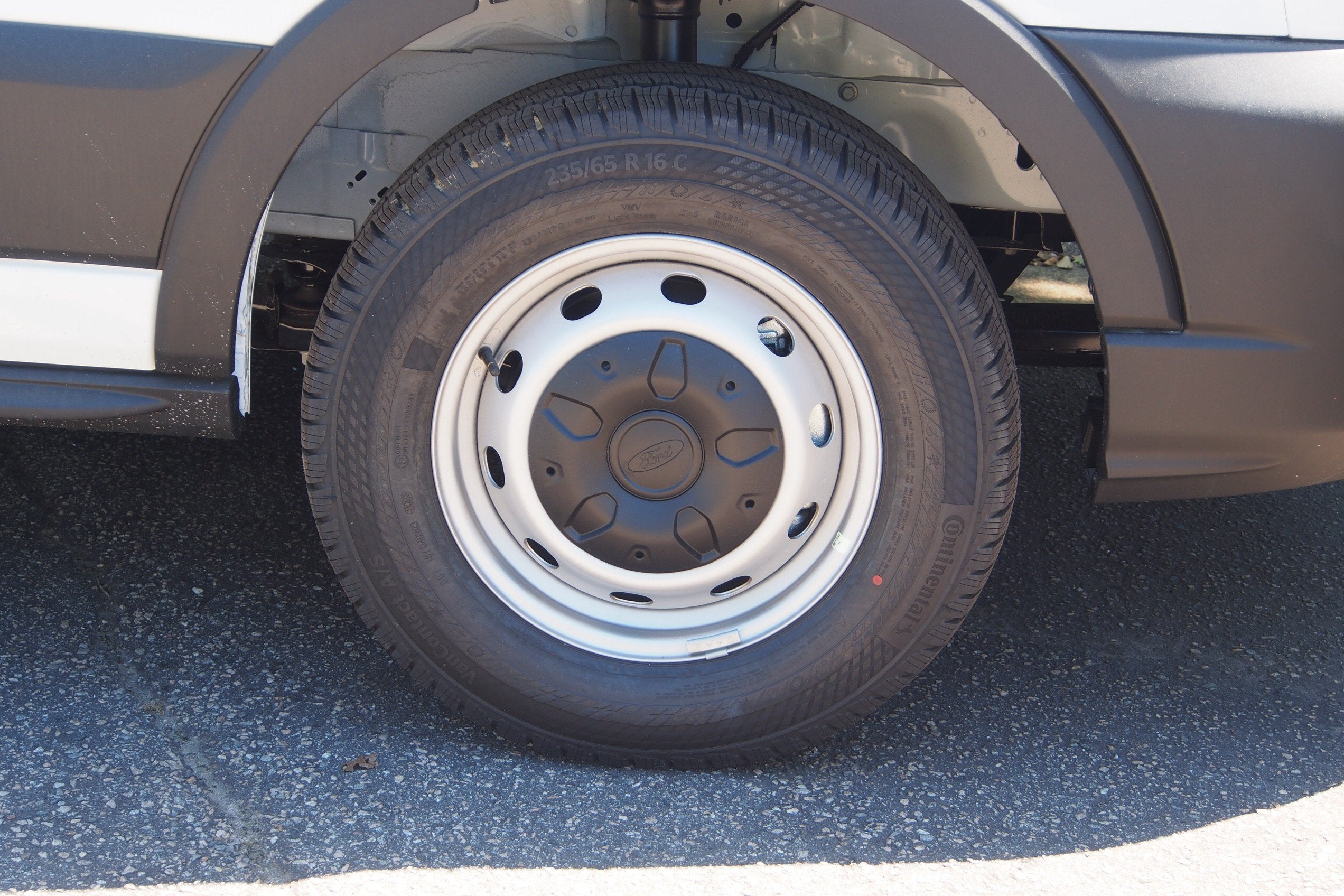 2026 Ford Transit Cargo Van Base