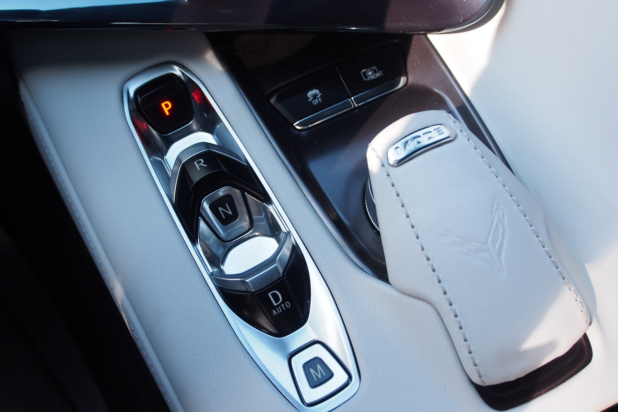 2023 Chevrolet Corvette 2LT