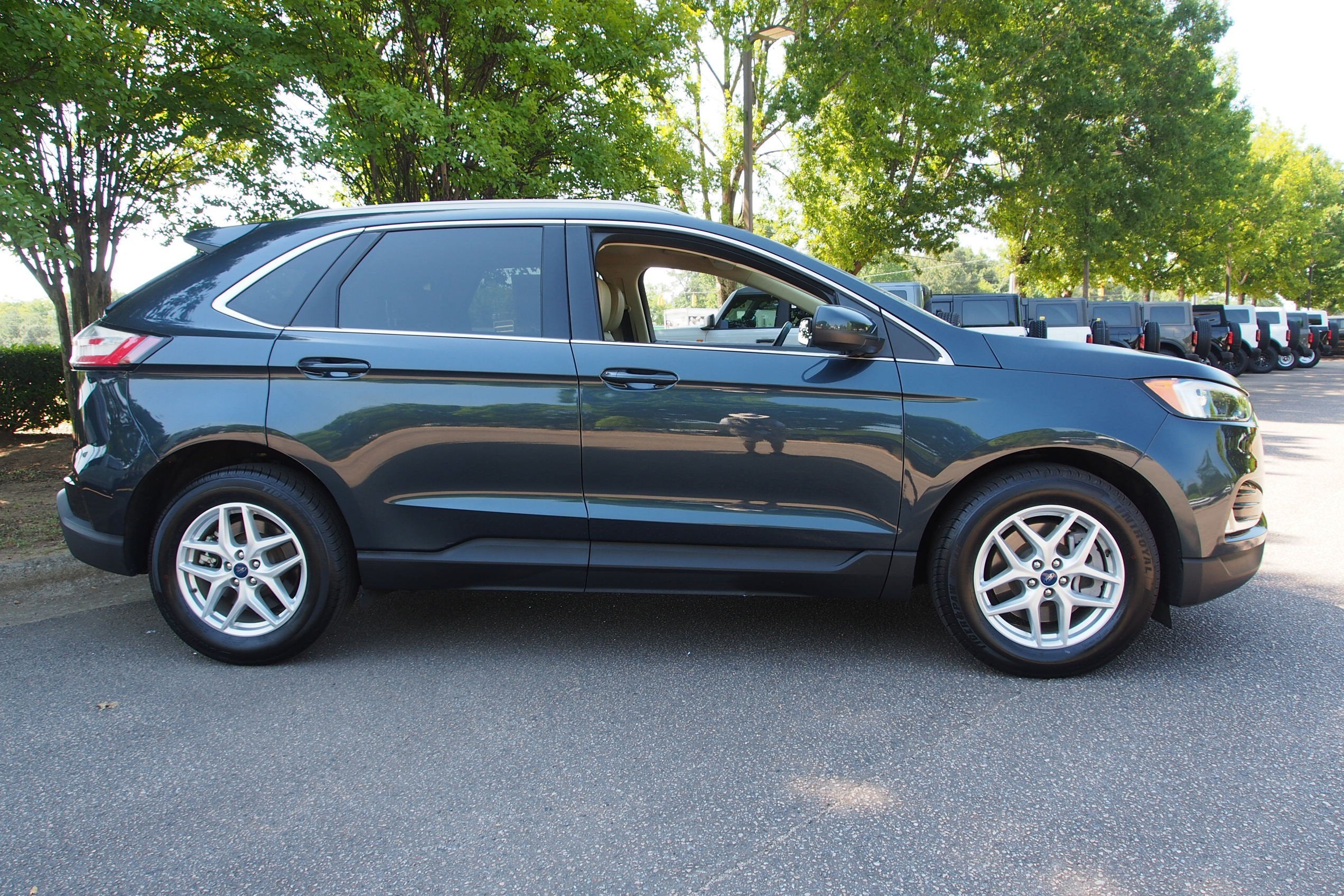 2022 Ford Edge SEL