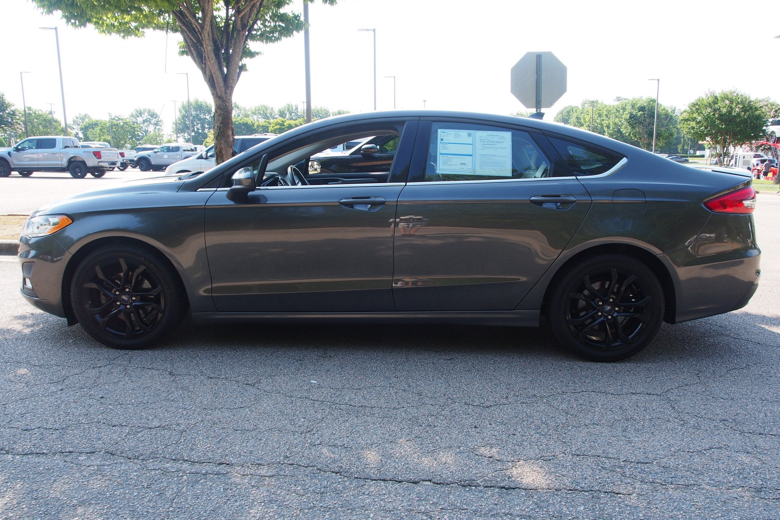 2020 Ford Fusion SE