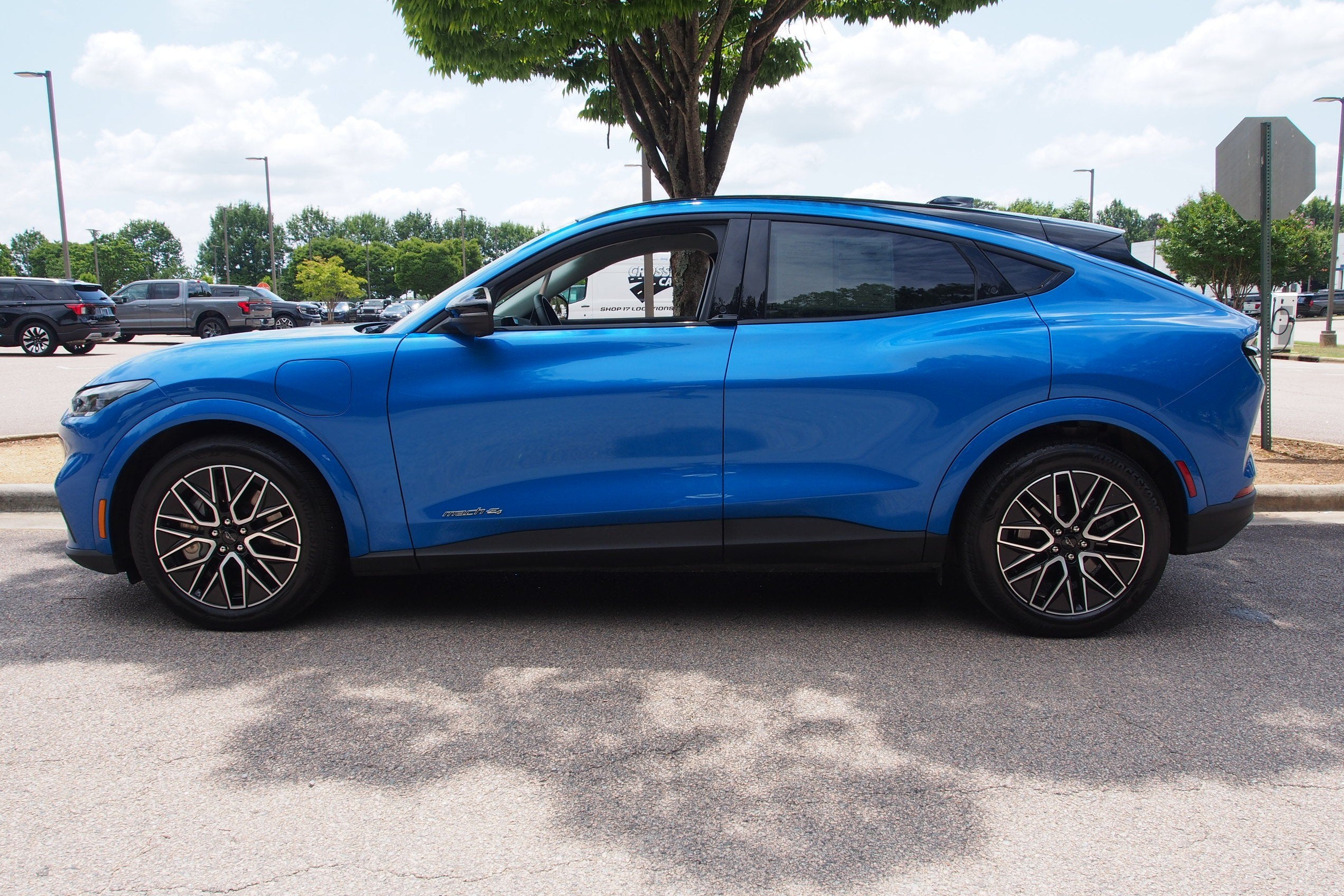 2025 Ford Mustang Mach-E Premium