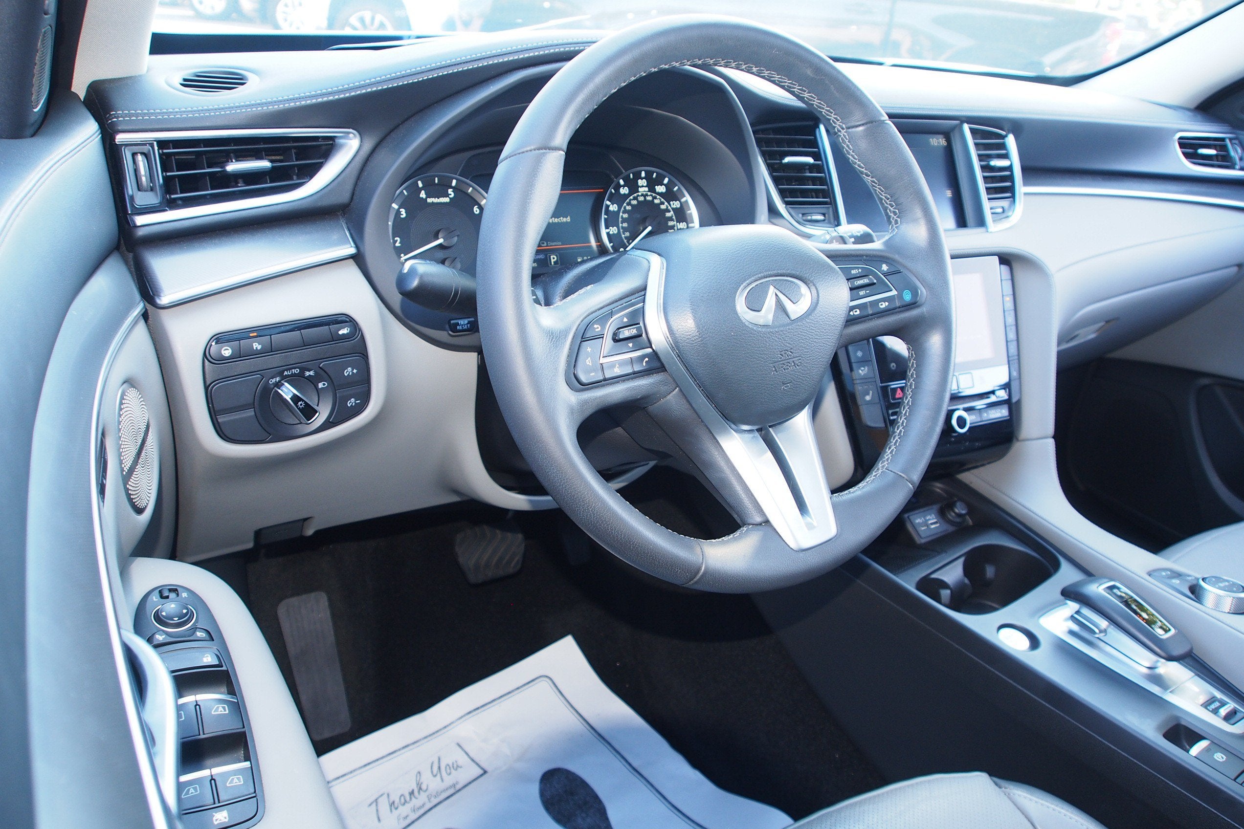 2023 INFINITI QX50 LUXE