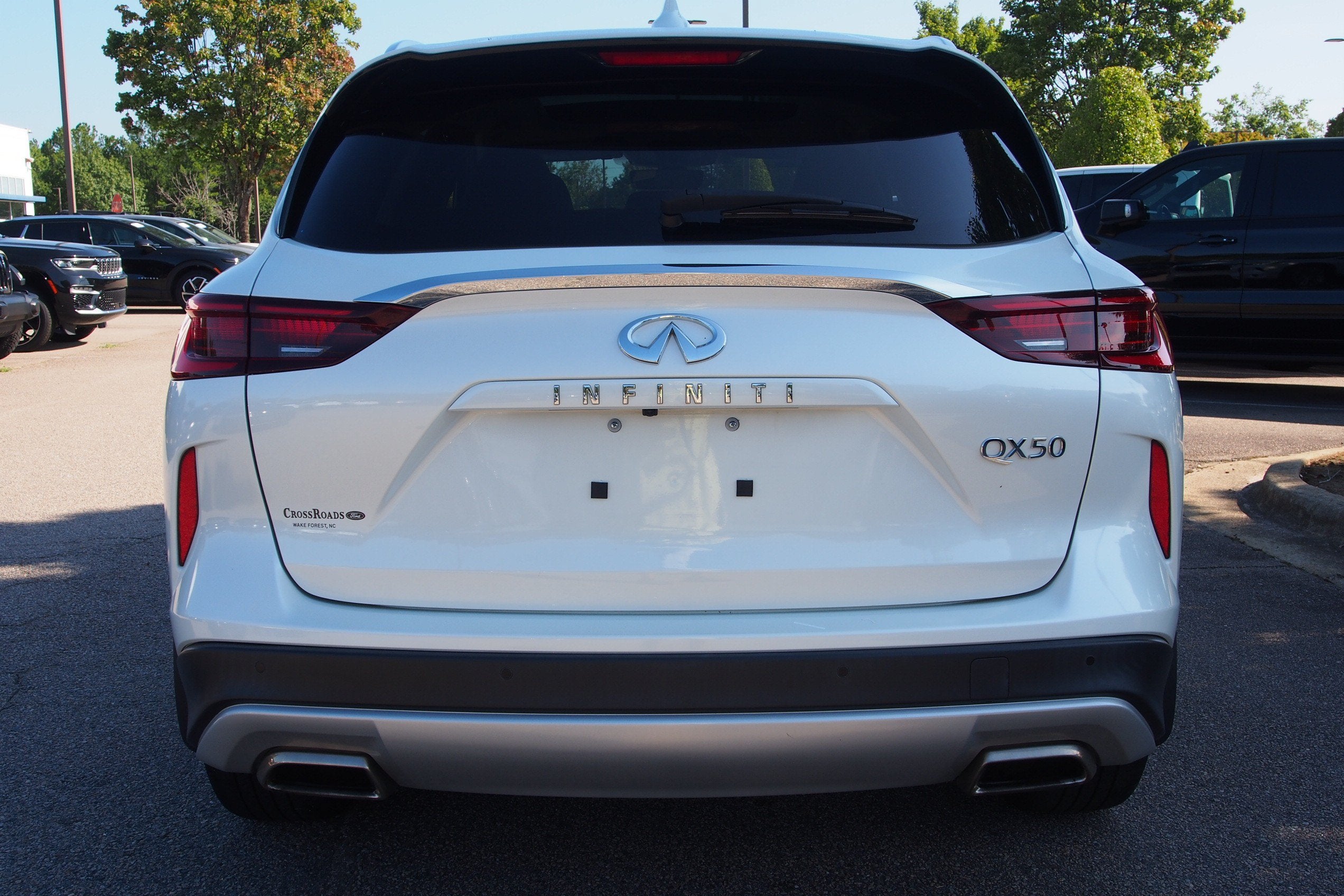 2023 INFINITI QX50 LUXE