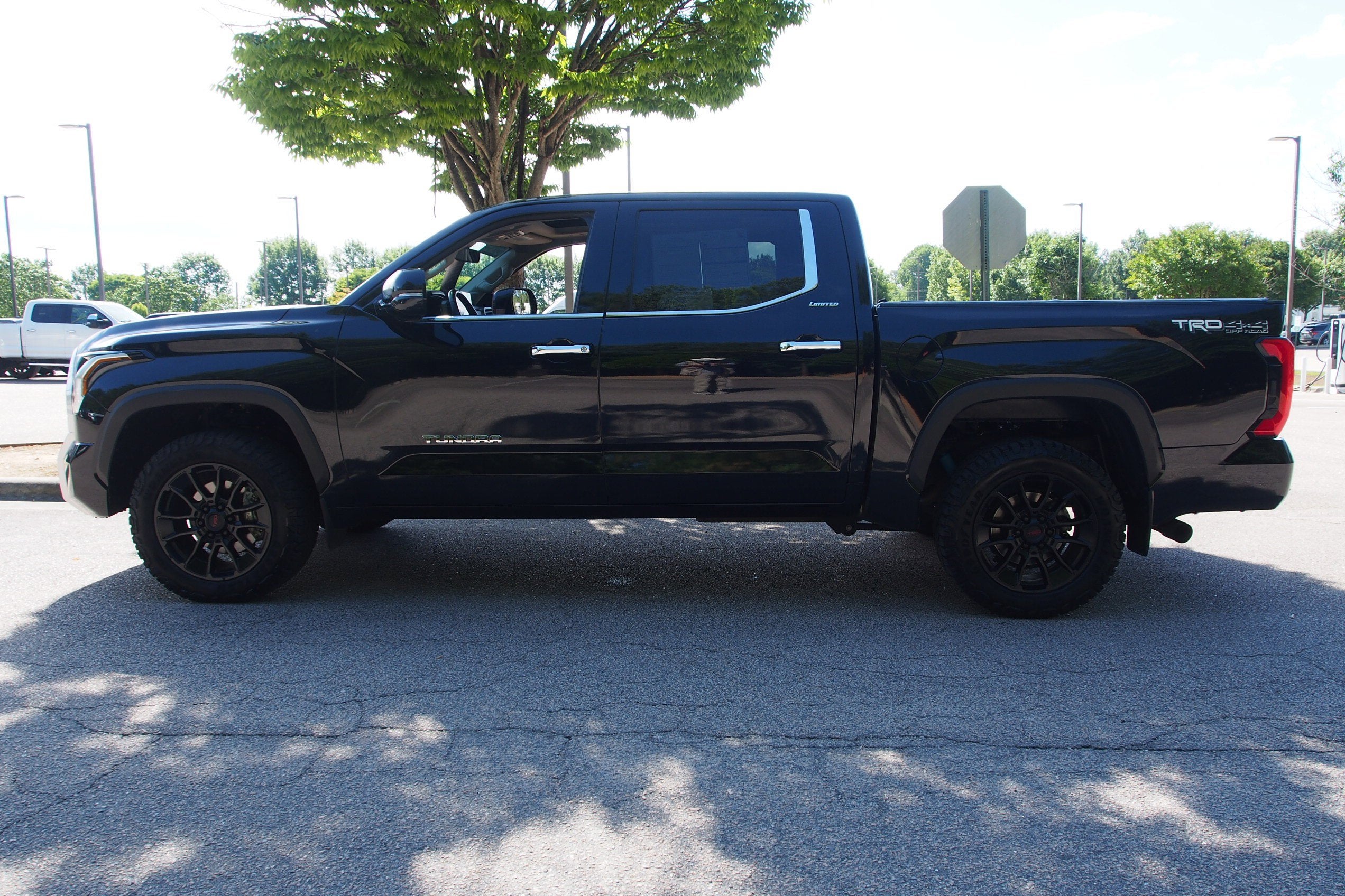 2023 Toyota Tundra 4WD Limited