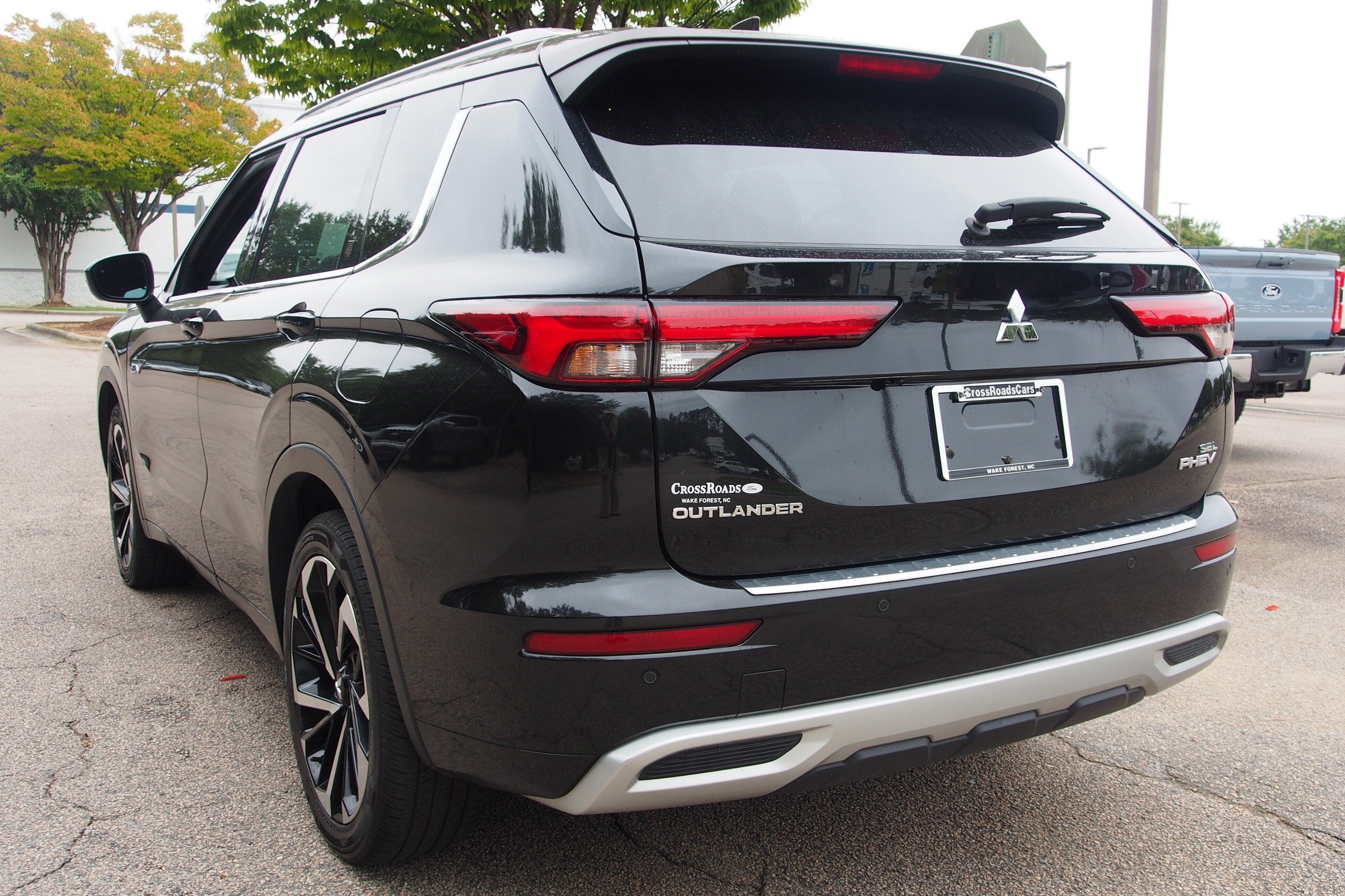 2023 Mitsubishi Outlander PHEV SEL