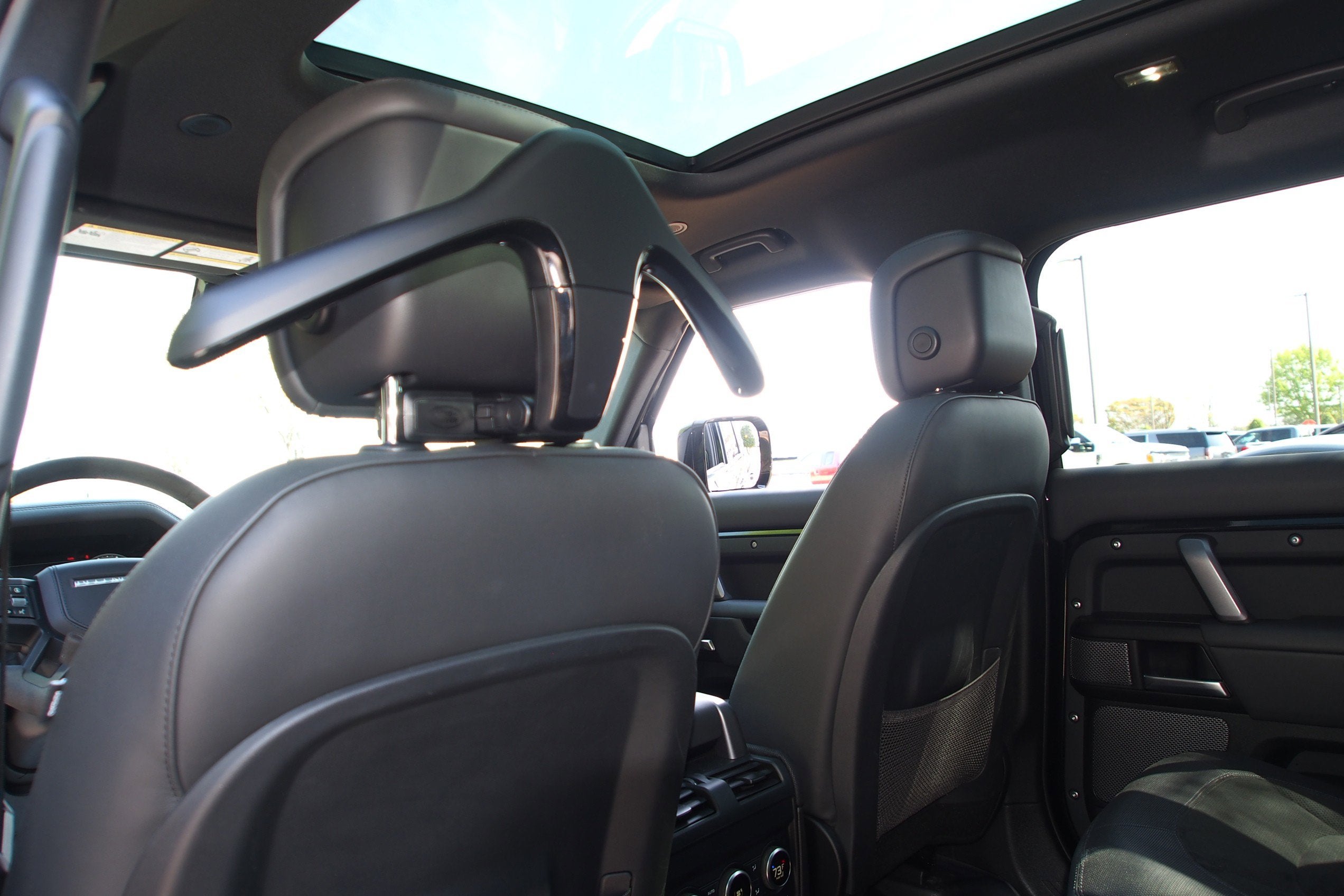 2024 Land Rover Defender V8