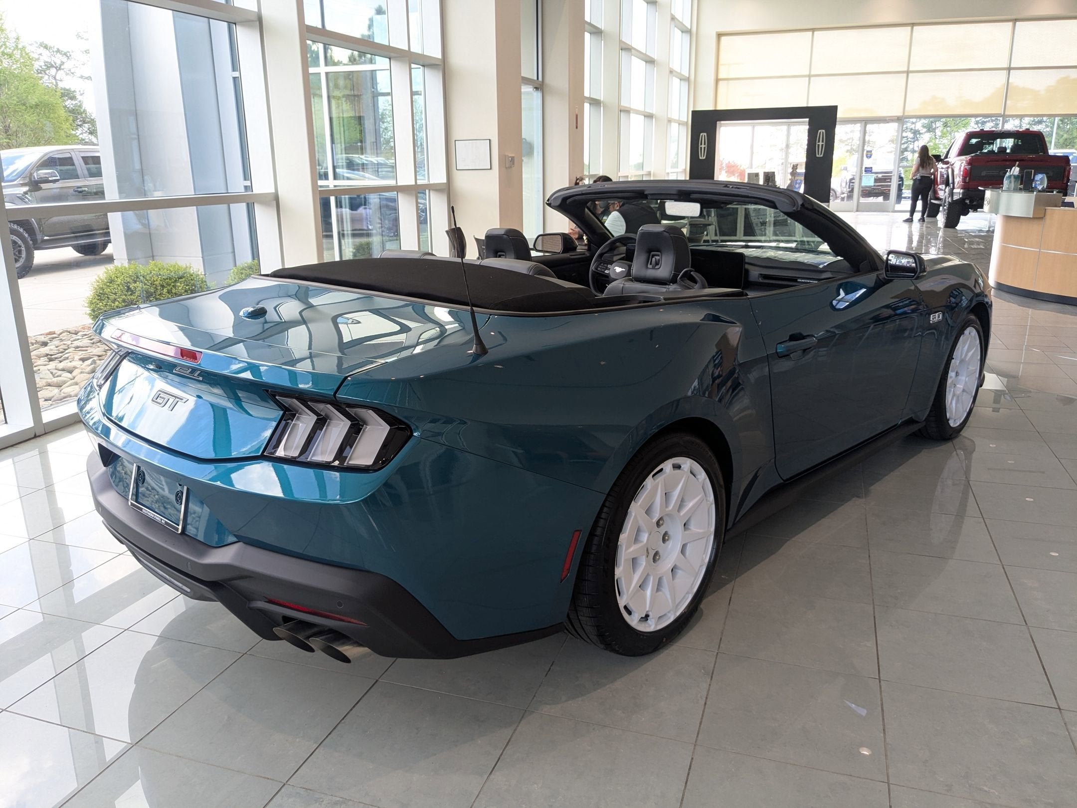 2026 Ford Mustang GT Premium