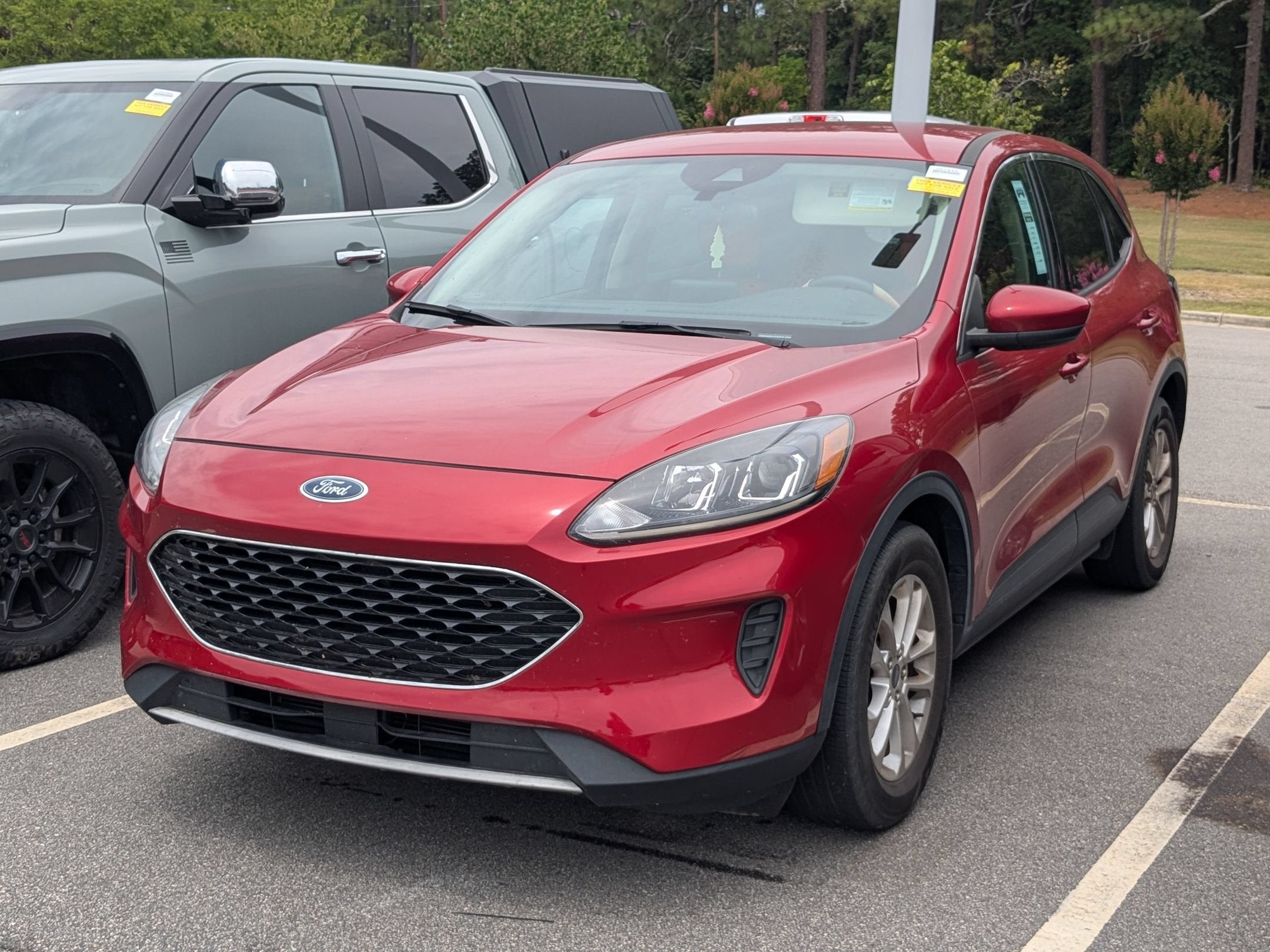 2020 Ford Escape SE