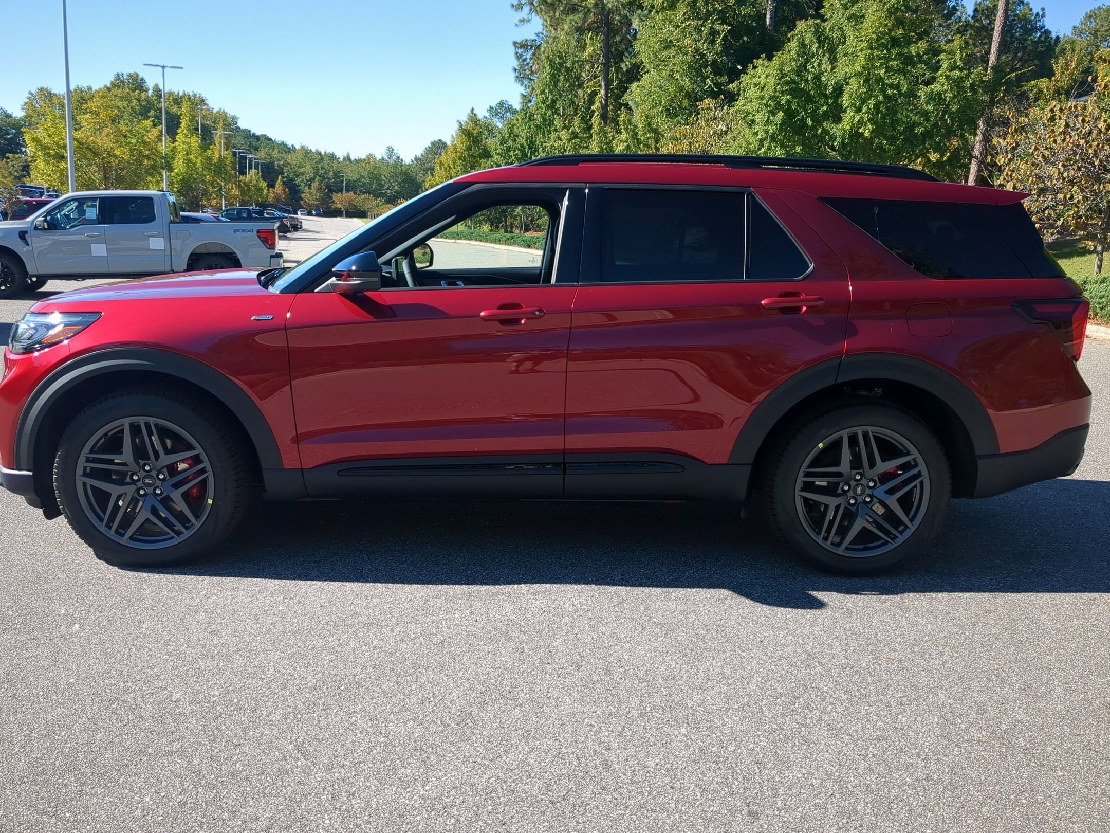 2027 Ford Explorer ST-Line