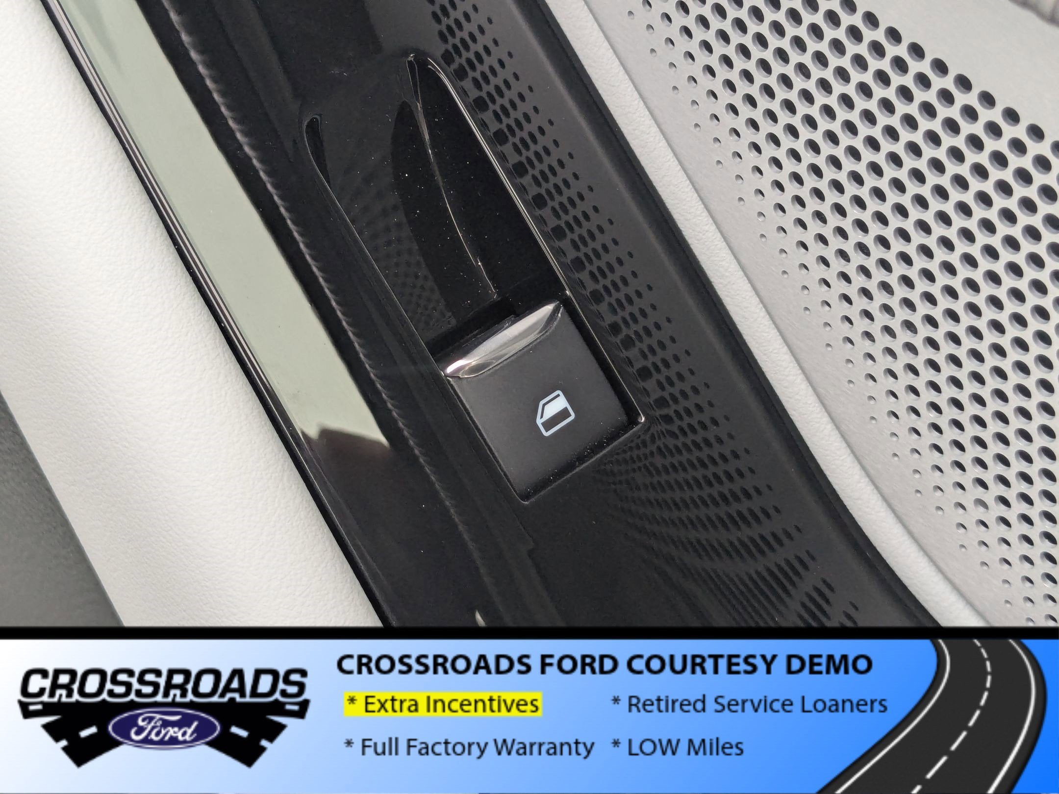 2026 Ford Explorer Platinum - Crossroads Courtesy Demo