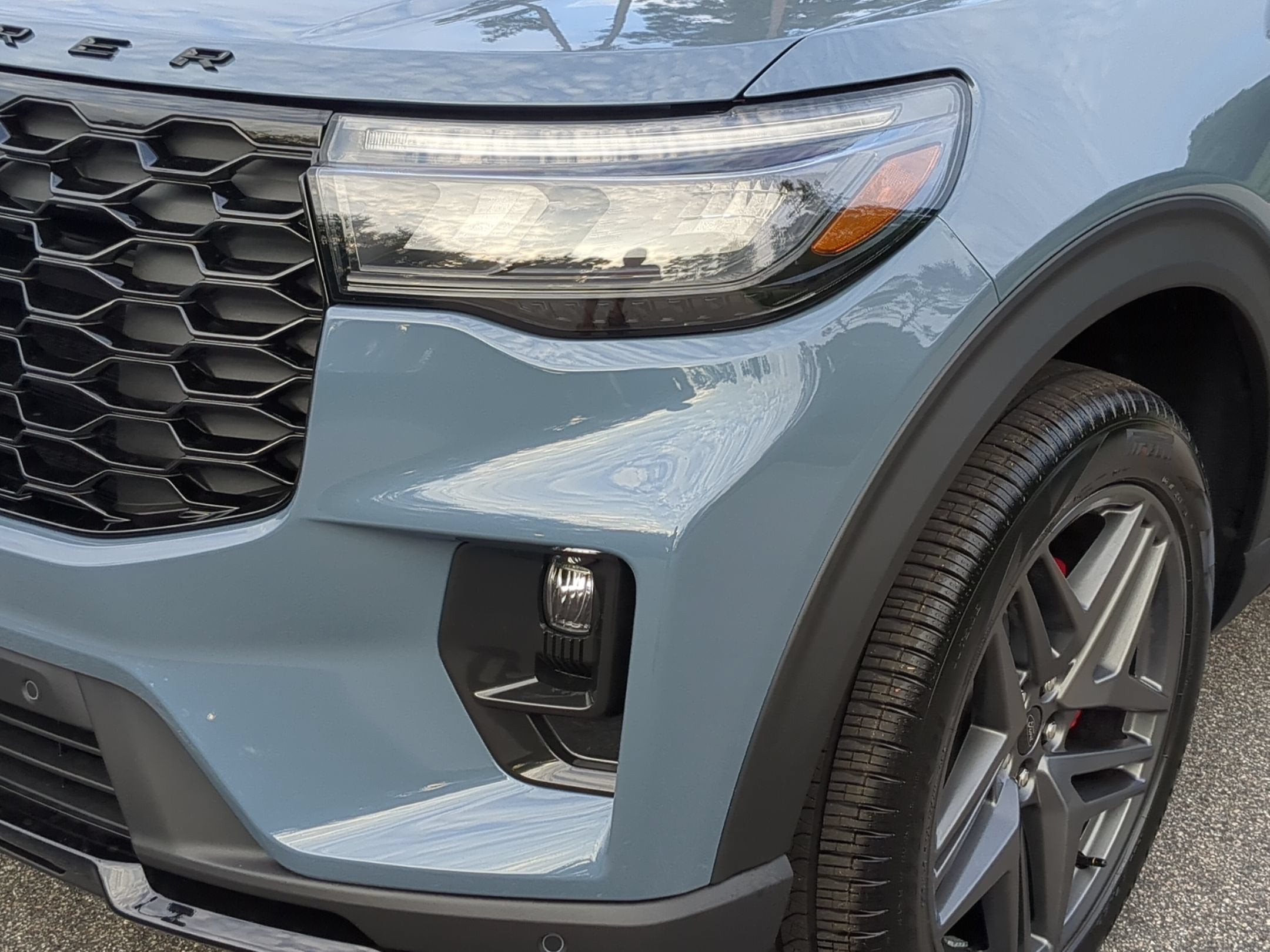 2027 Ford Explorer ST-Line