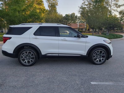 2027 Ford Explorer Platinum