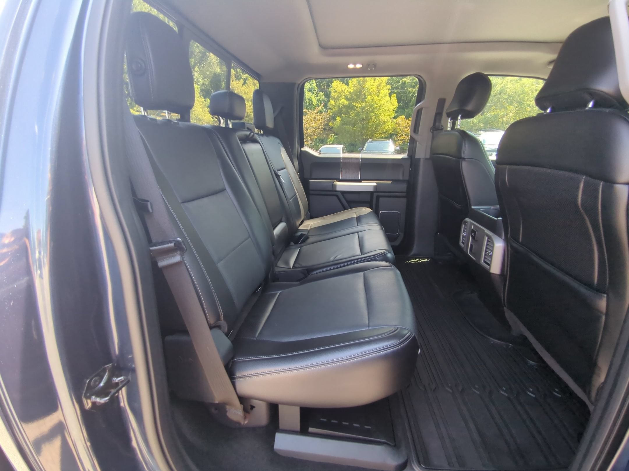 2017 Ford Super Duty F-250 SRW Lariat