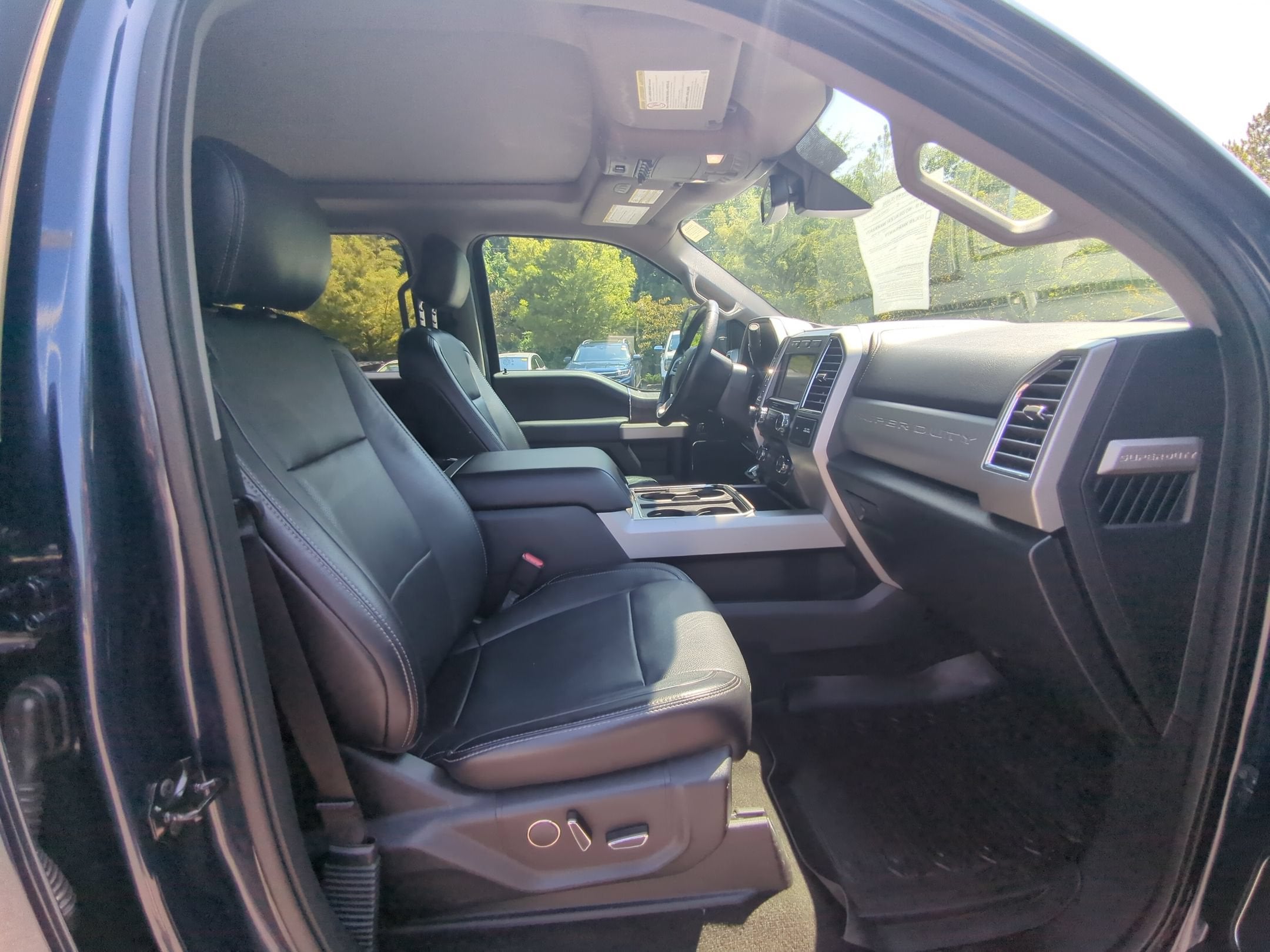 2017 Ford Super Duty F-250 SRW Lariat