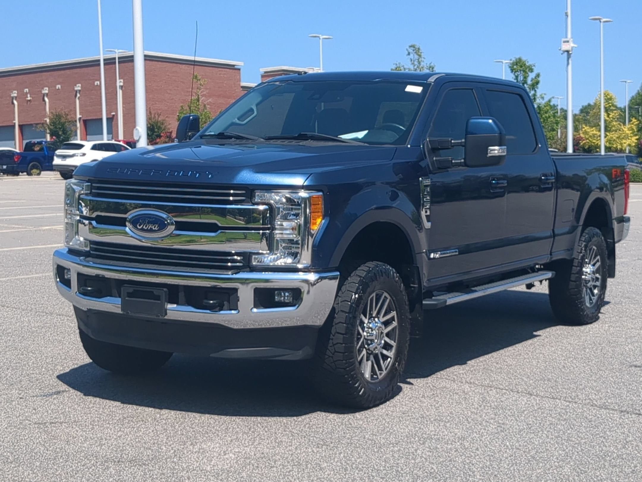 2017 Ford Super Duty F-250 SRW Lariat