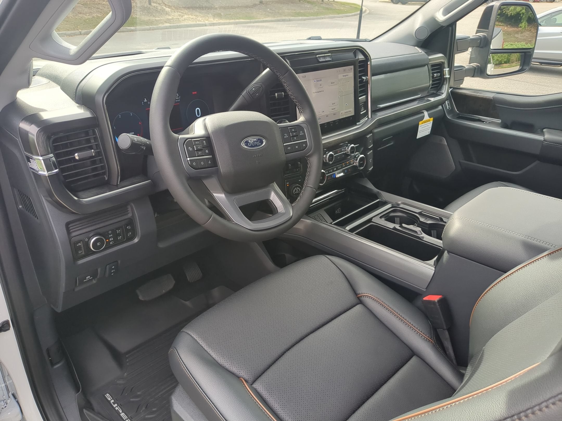 2026 Ford Super Duty F-350 SRW LARIAT