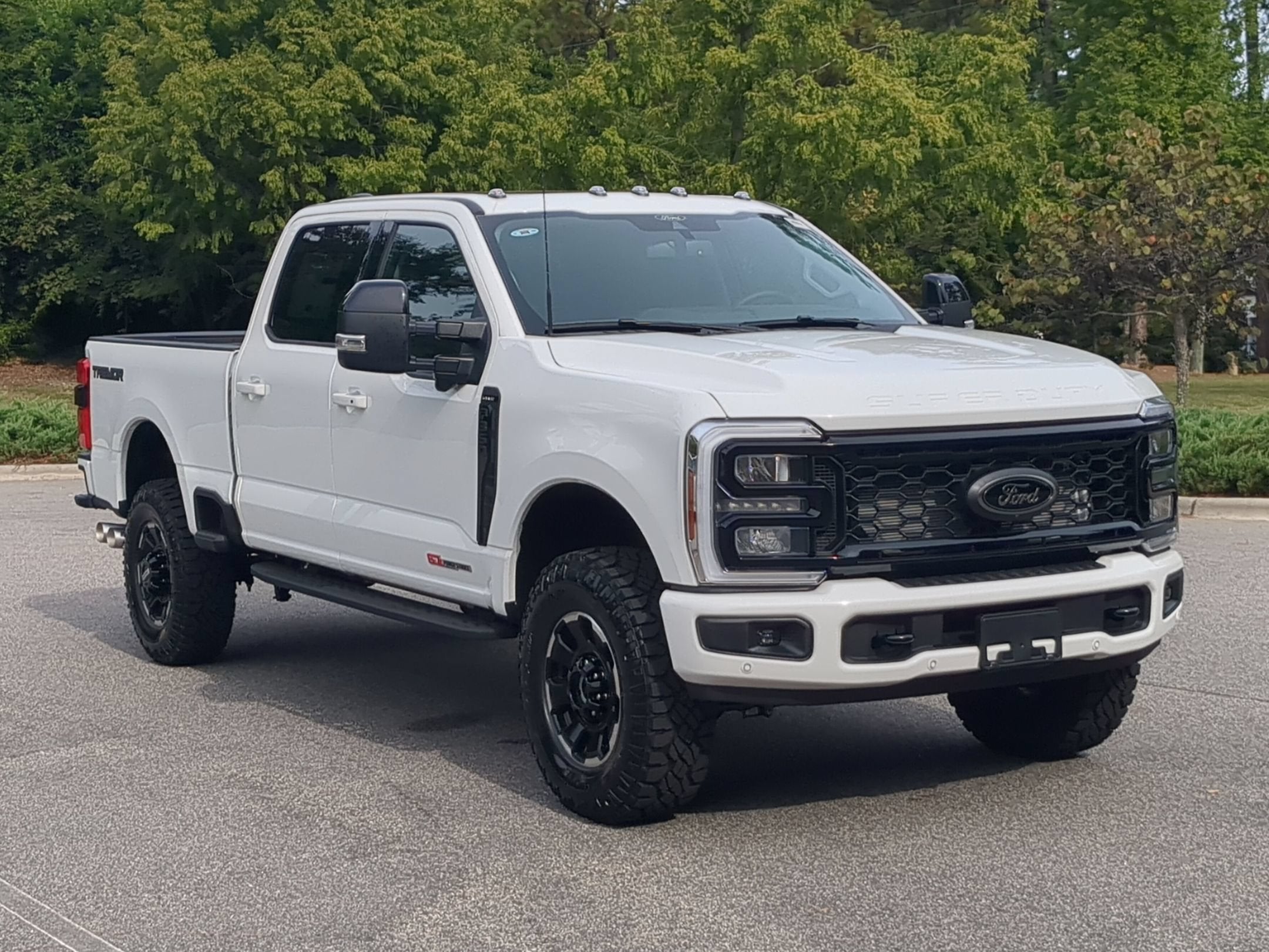 2026 Ford Super Duty F-350 SRW LARIAT