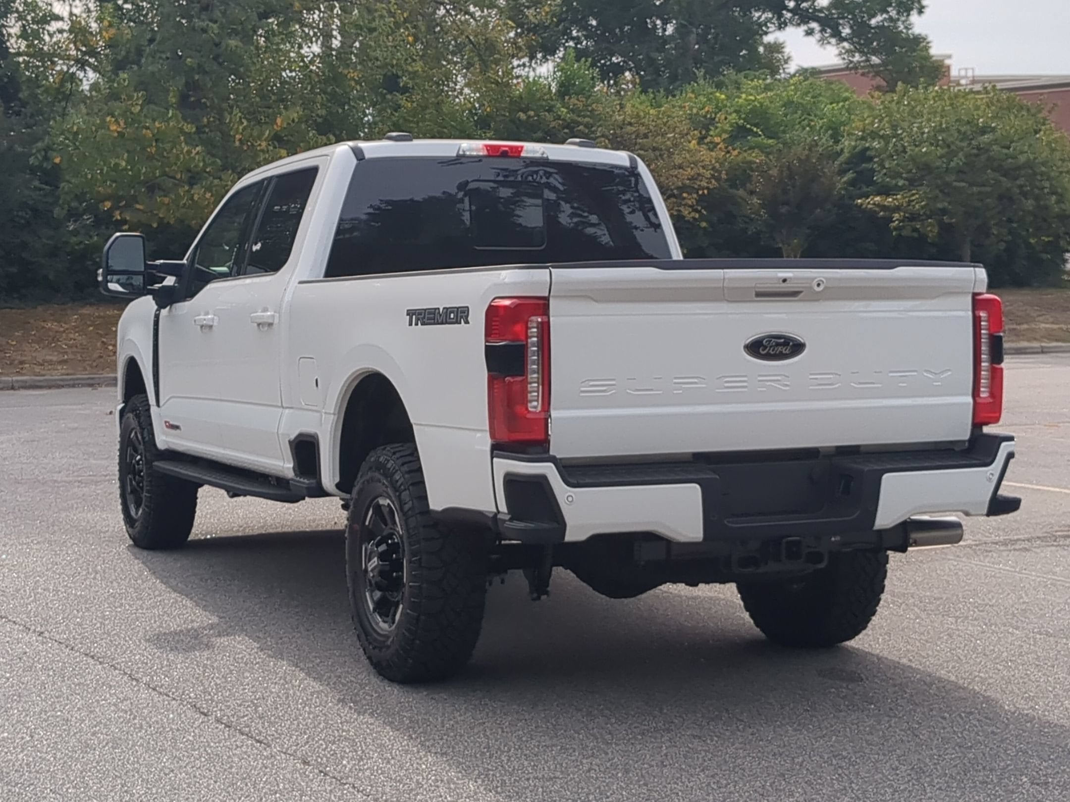 2026 Ford Super Duty F-350 SRW LARIAT