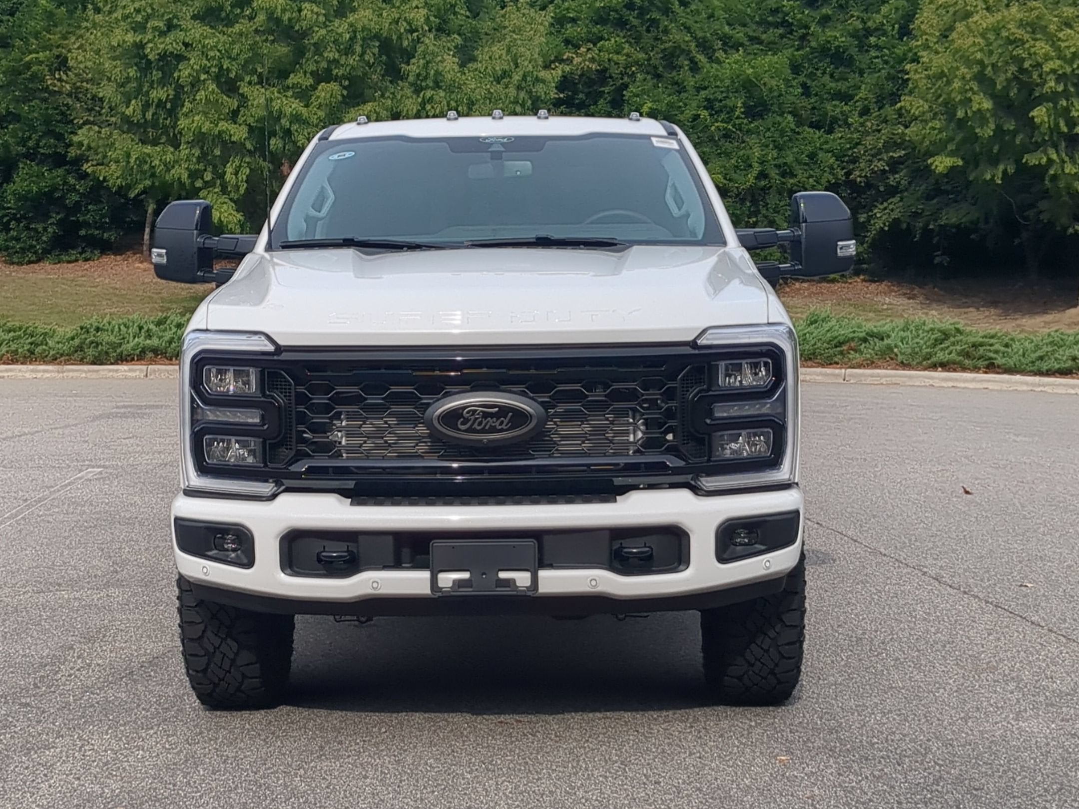 2026 Ford Super Duty F-350 SRW LARIAT