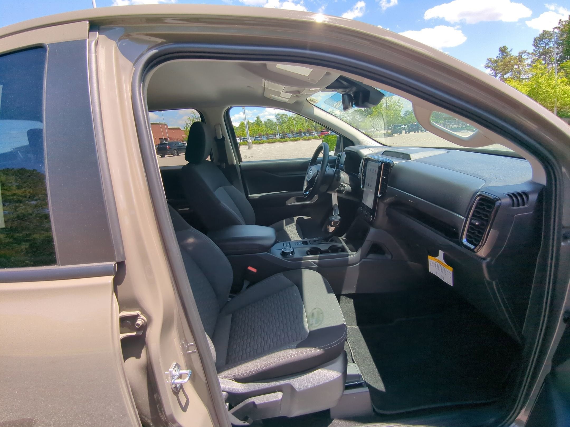 2025 Ford Ranger XLT - Crossroads Courtesy Demo
