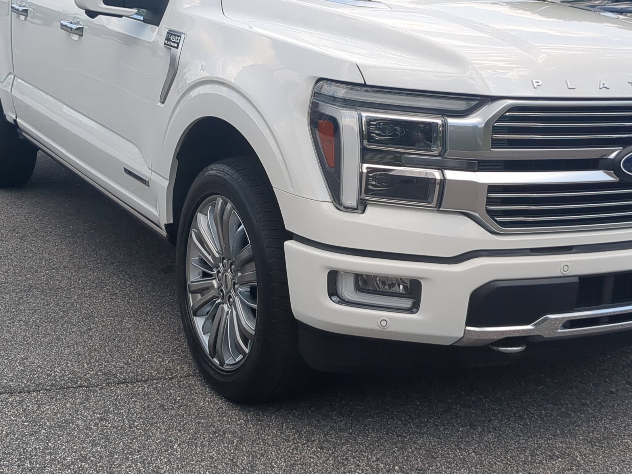 2024 Ford F-150 Platinum