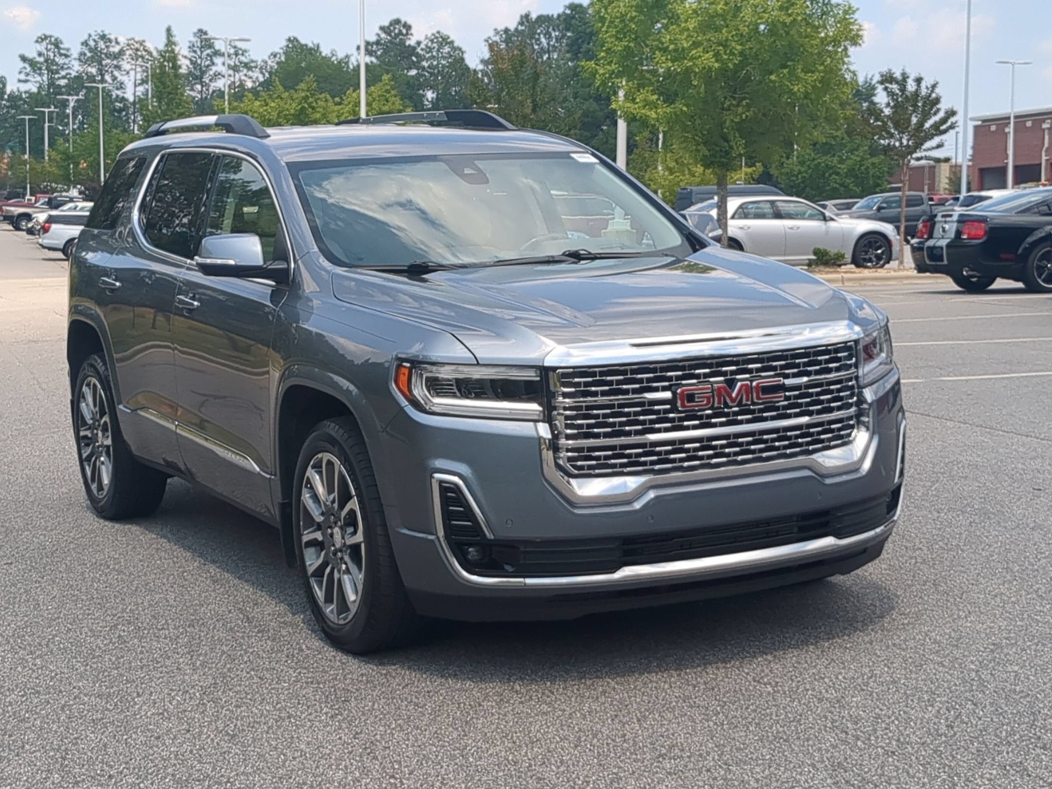 2022 GMC Acadia Denali