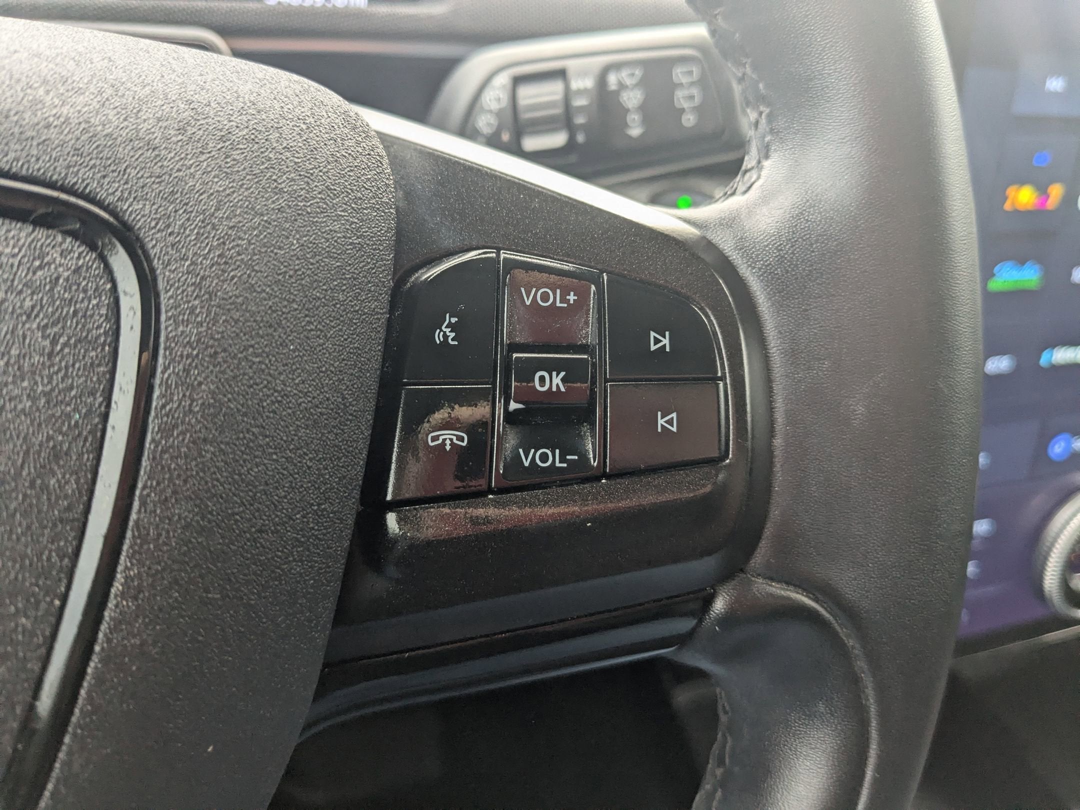 2023 Ford Mustang Mach-E Select