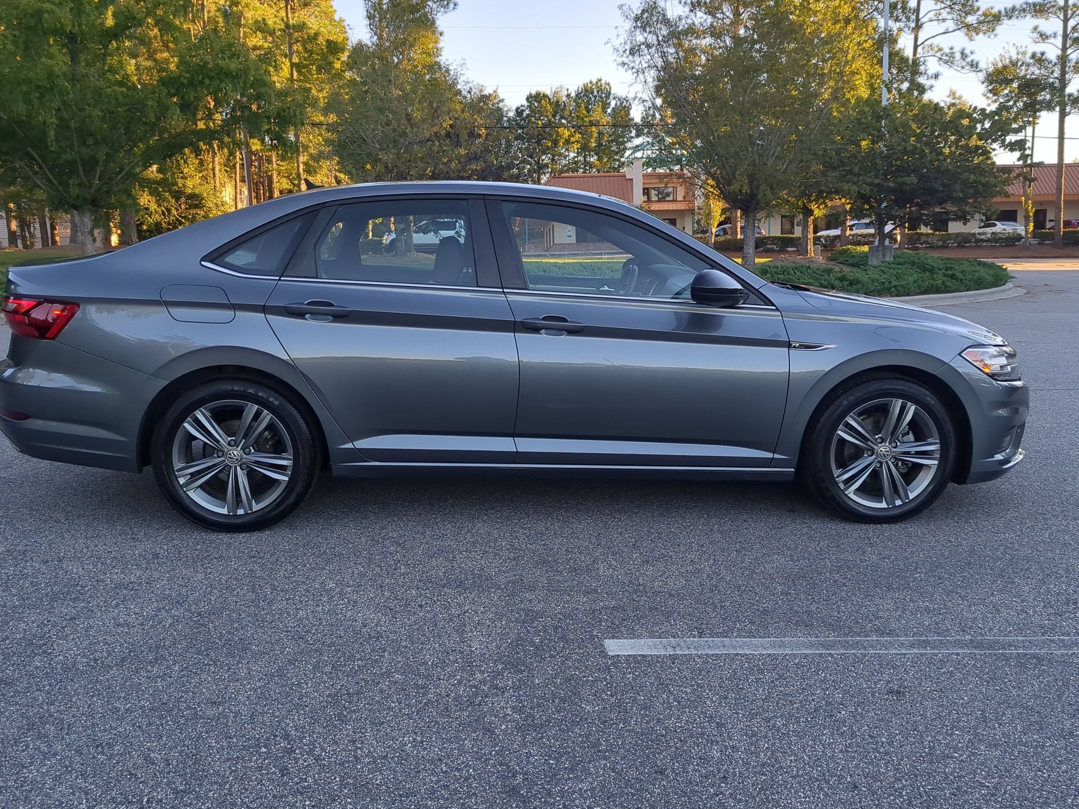 2021 Volkswagen Jetta R-Line