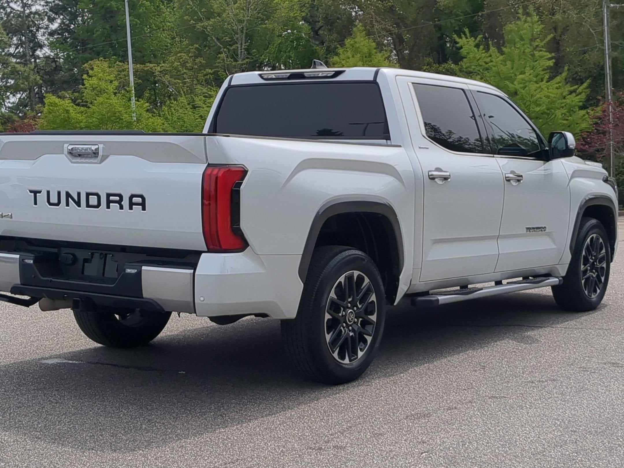 2023 Toyota Tundra 4WD Limited
