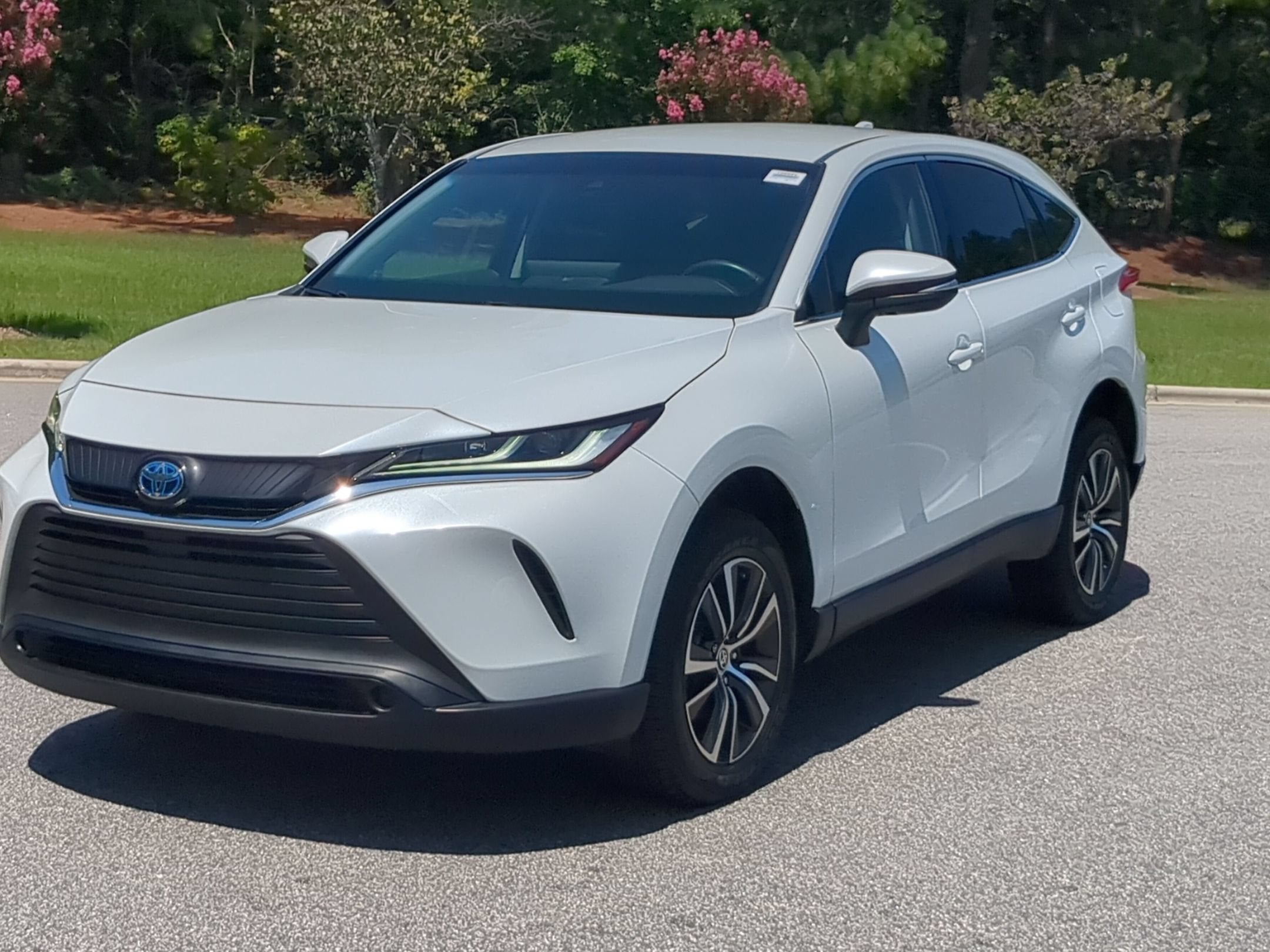 2023 Toyota Venza LE