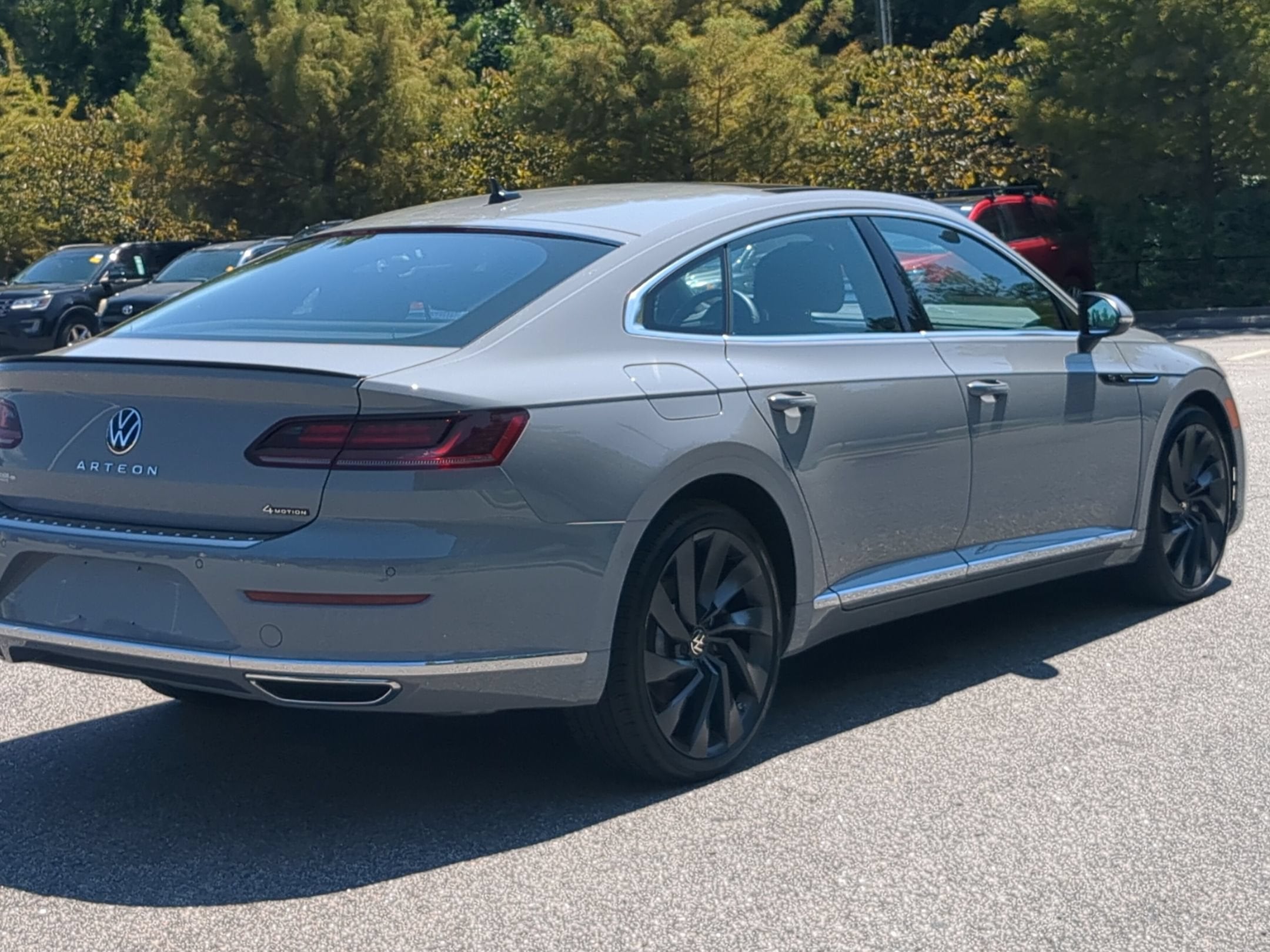 2023 Volkswagen Arteon SEL R-Line