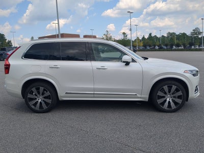 2024 Volvo XC90 Plus Bright Theme