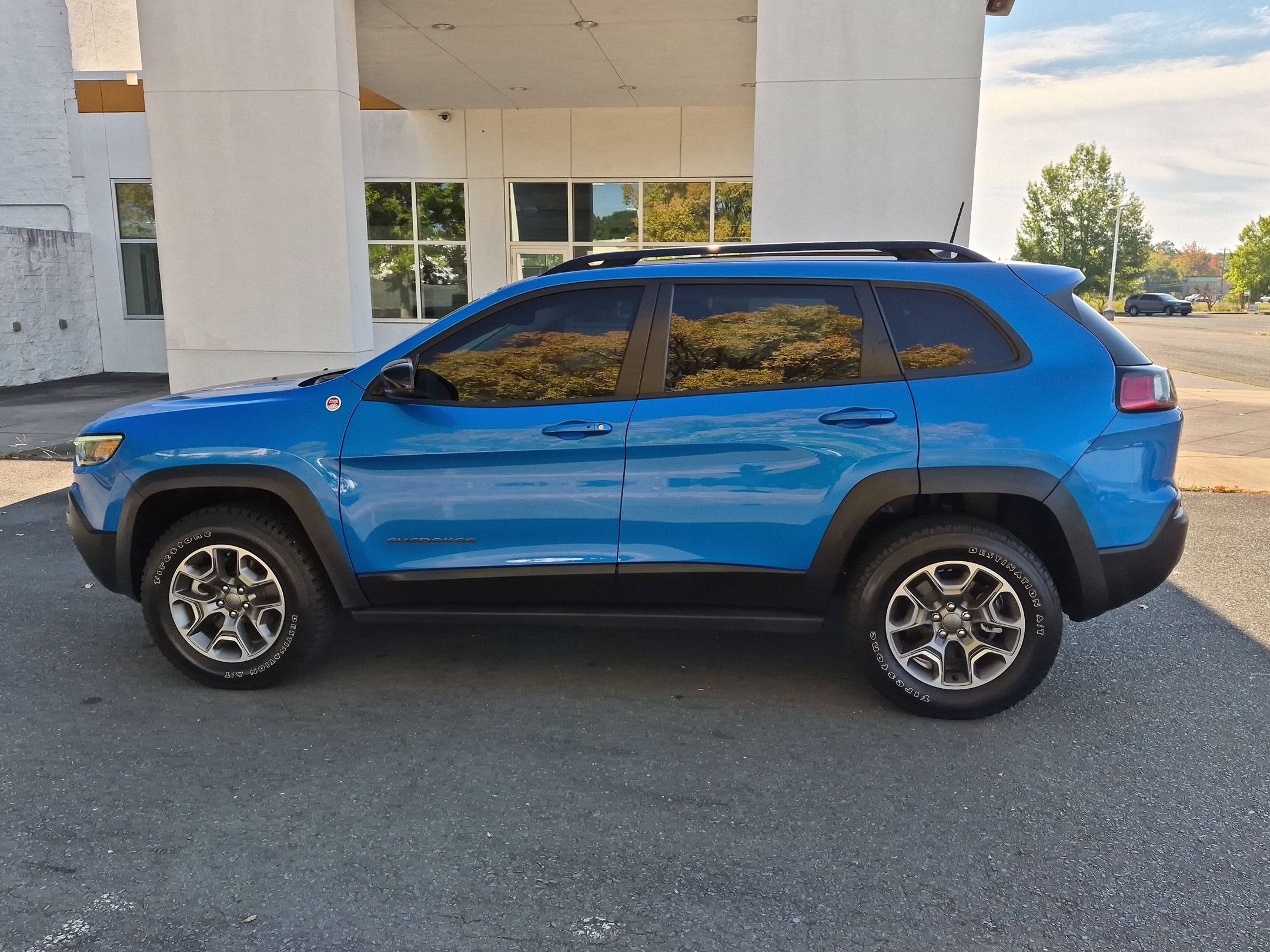2022 Jeep Cherokee Trailhawk