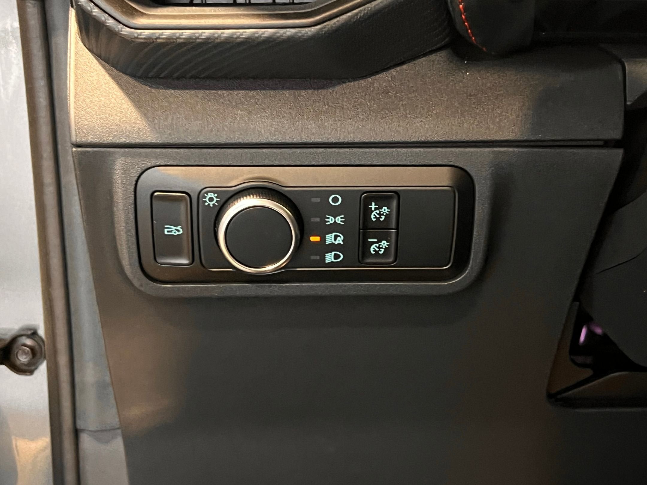 2025 Ford Mustang GT Saleen White Label